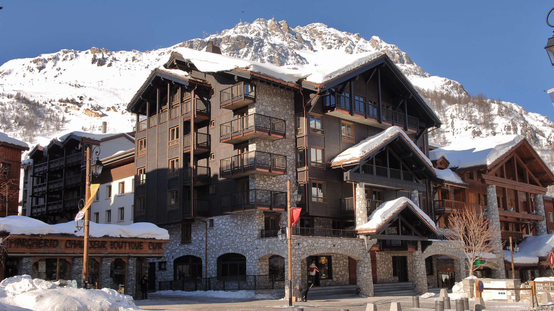 Europe ski, France, Avenue lodge, Exterior
