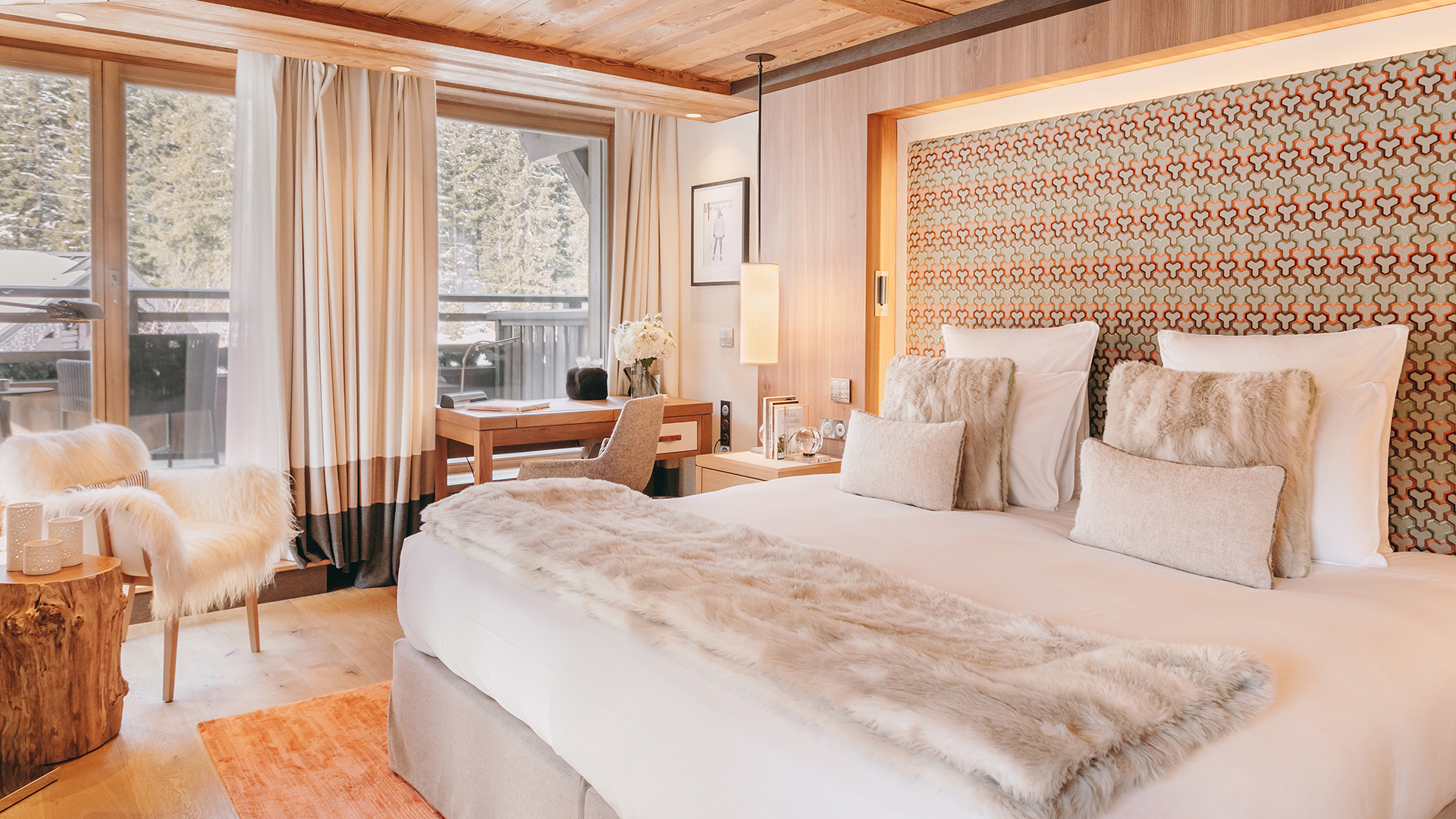 Europe Ski, France, Hôtel Barrière Les Neiges, Courchevel, Deluxe suite room