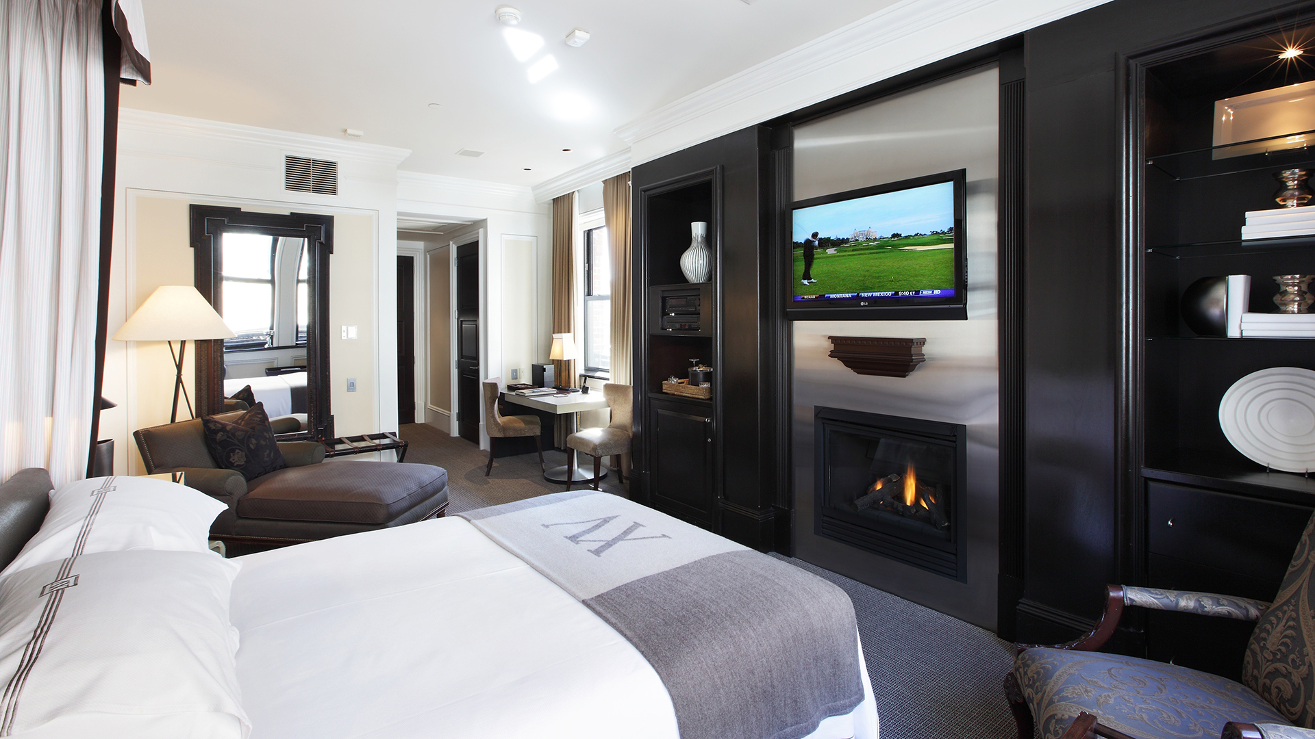  North America & Canada, New England, Boston, XV Beacon, Contemporary Classic Room