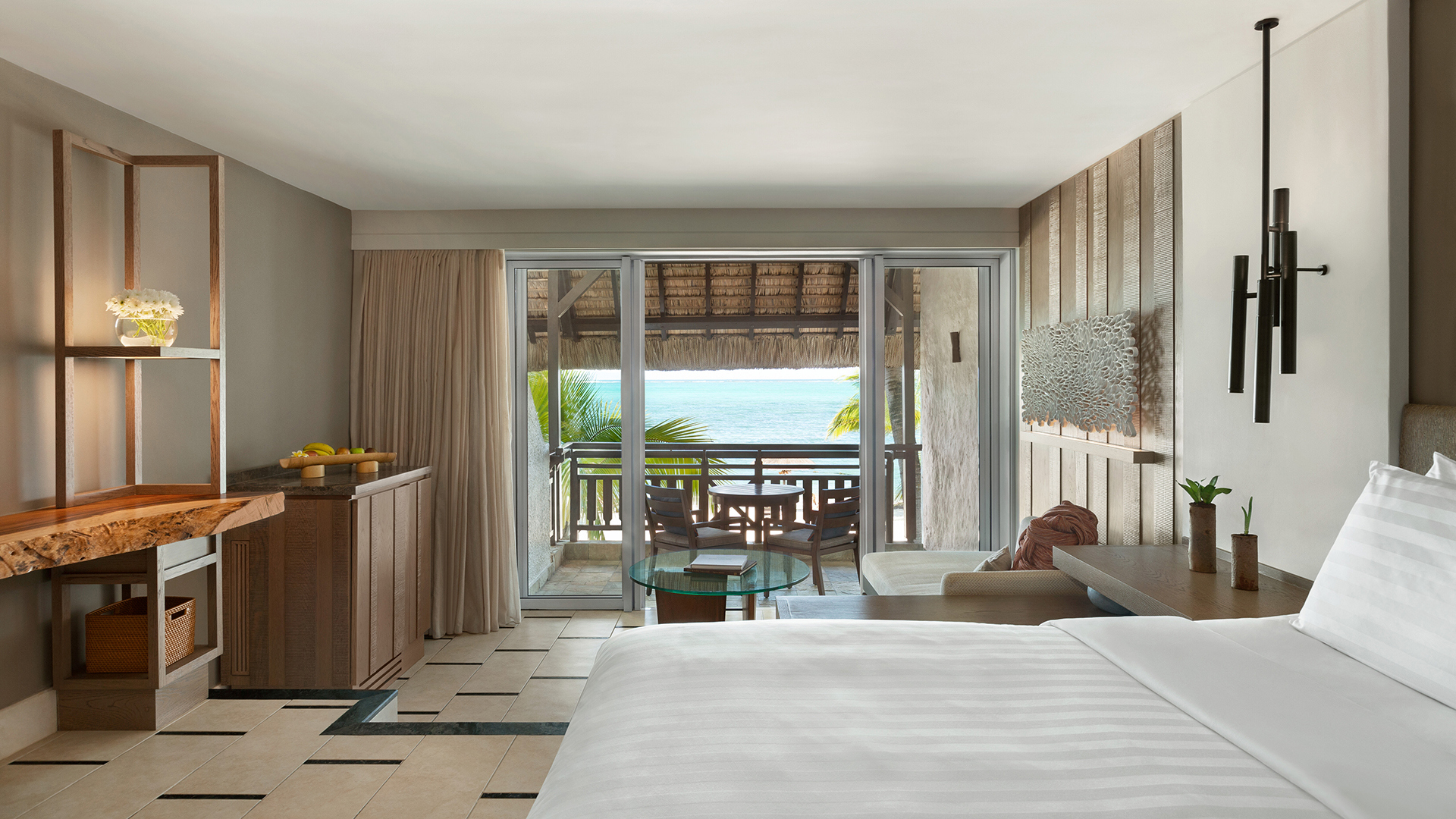 Indian Ocean, Mauritius, Shangri-La Le Touessrok Mauritius, Coral Deluxe Room