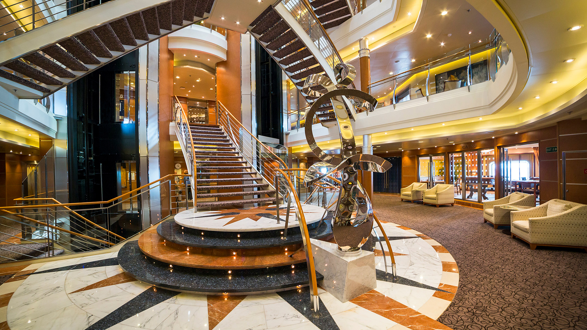 Cruises, Regent Seven Seas, Voyager atrium