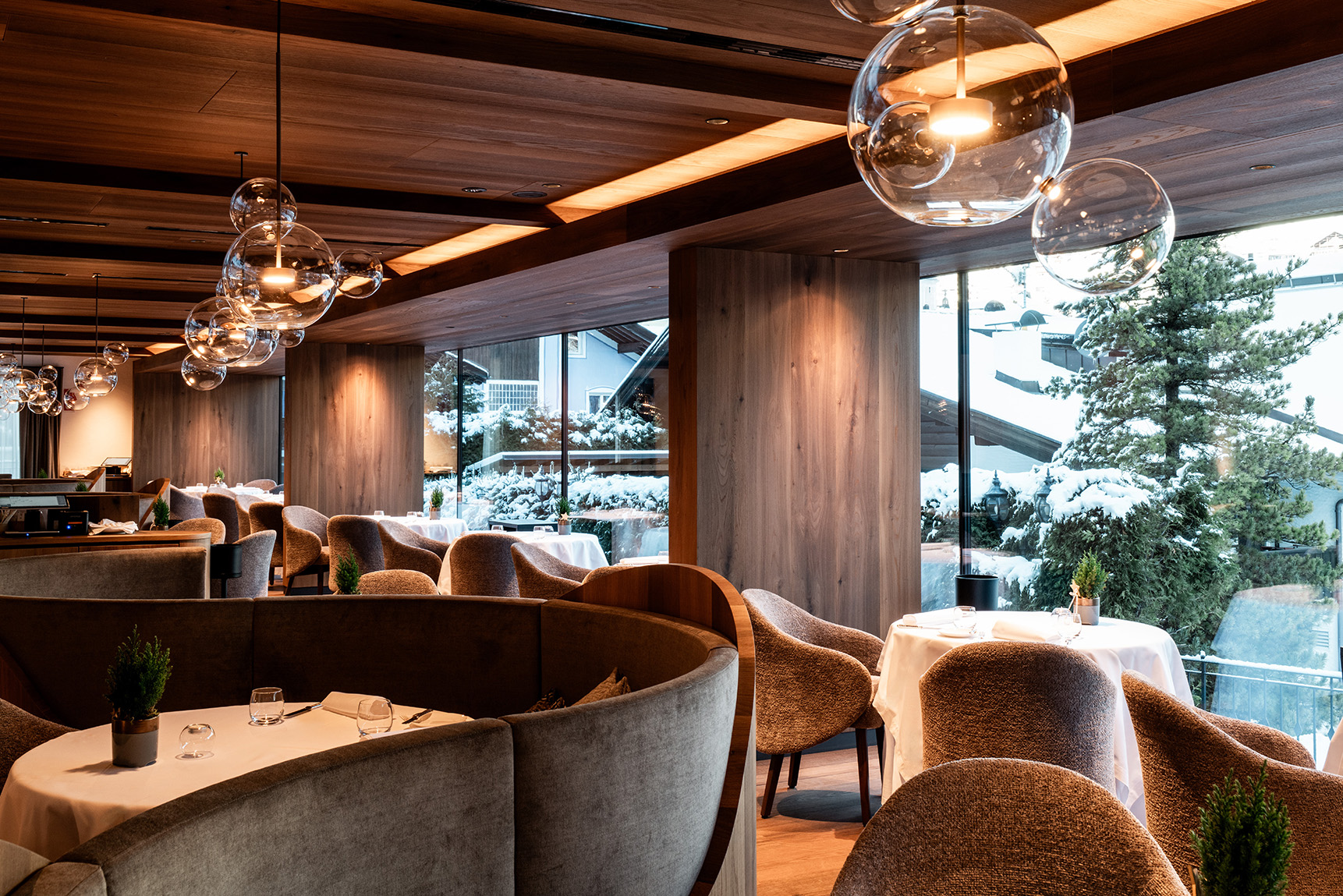 Europe Ski, Italy, Gardena Grodnehof, restaurant dining tables with snowy winter view
