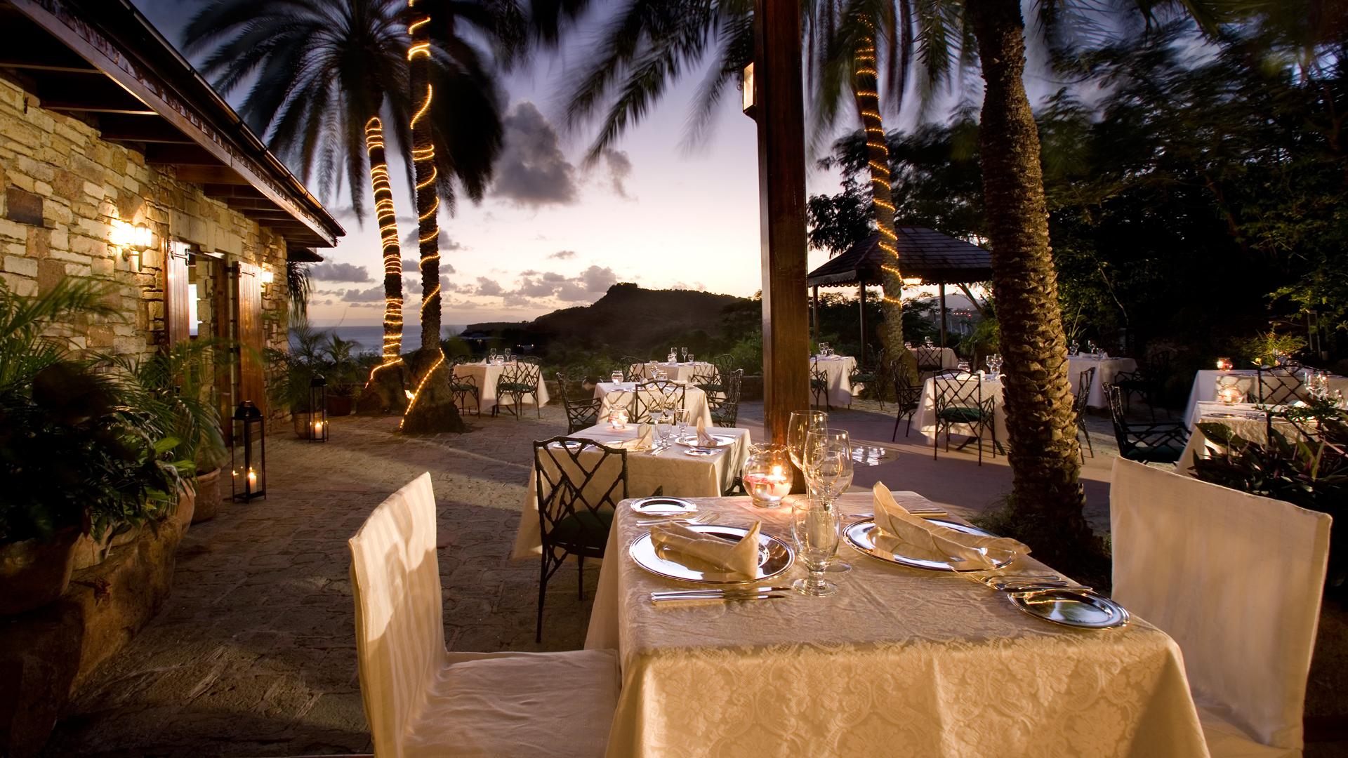 Luxury Caribbean Holidays, Antigua, The Inn at English Harbour, Dining on the terrace