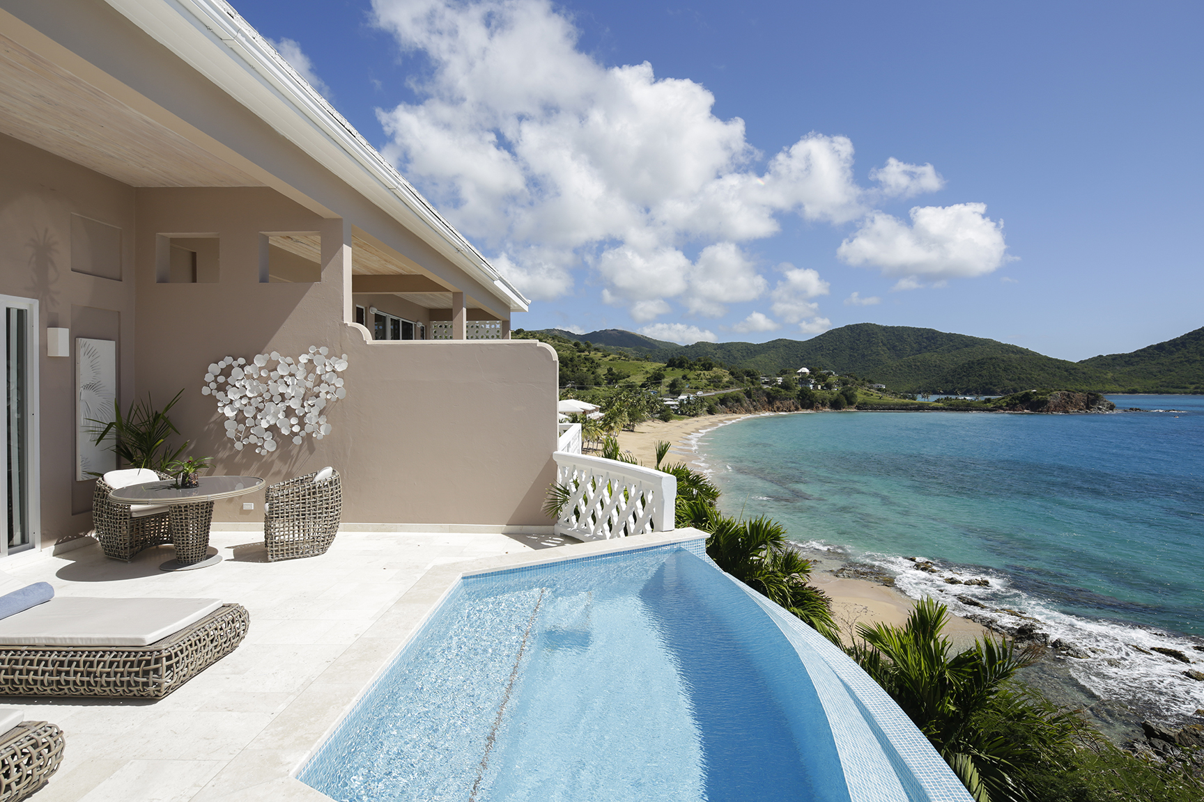 Caribbean & Mexico, Antigua, Curtain Bluff, private terrace with pool