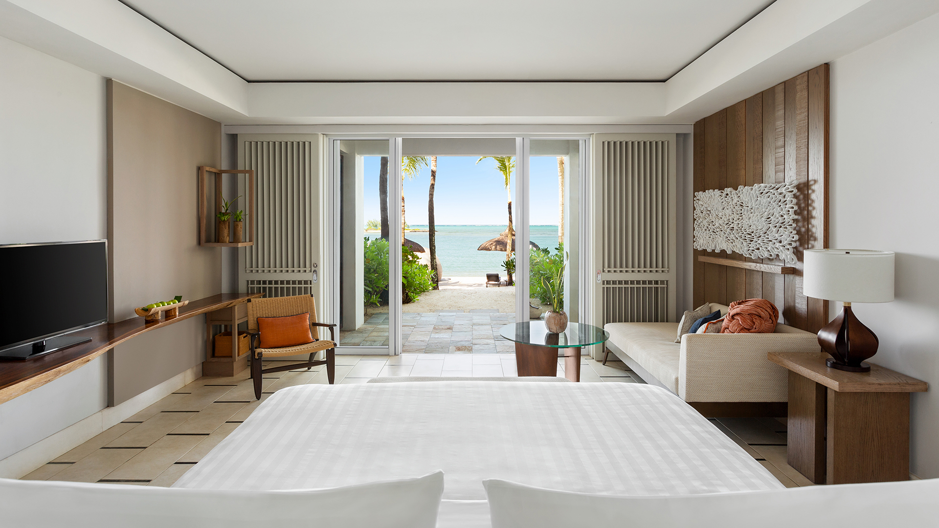 Indian Ocean, Mauritius, Shangri-La Le Touessrok Mauritius, Junior Suite Hibiscus