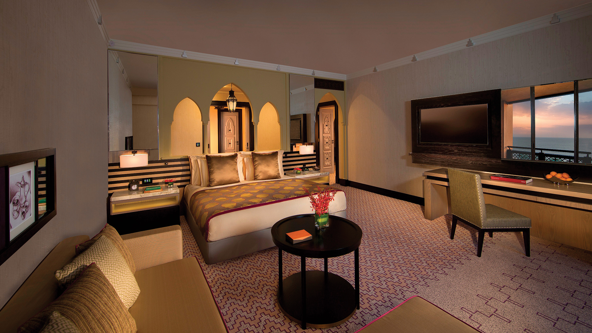 Indian Ocean, Arab Emirates, Dubai, Jumeirah Mina Al Salam, Ocean Suite master bedroom