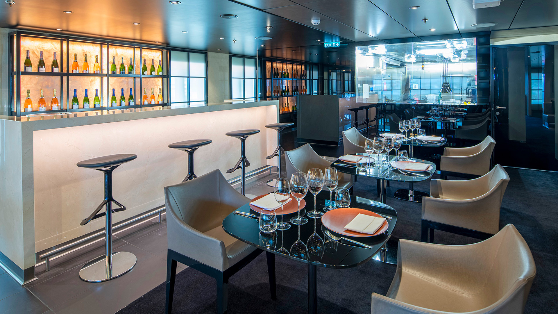 Scenic Eclipse Lumiere bar