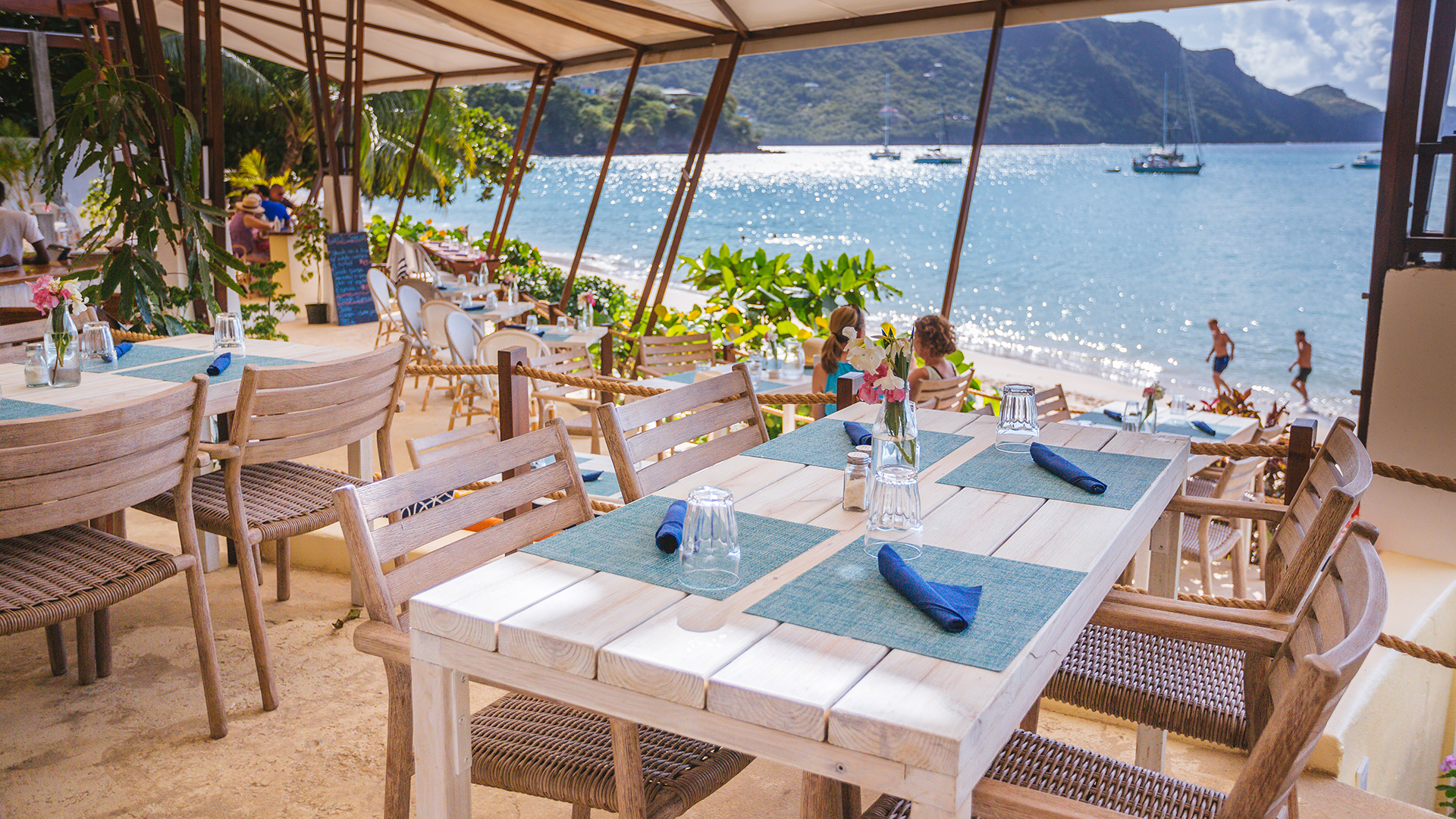 Caribbean, Bermuda & Mexico, The Grenadines, Bequia Beach Hotel, Jack's Bar