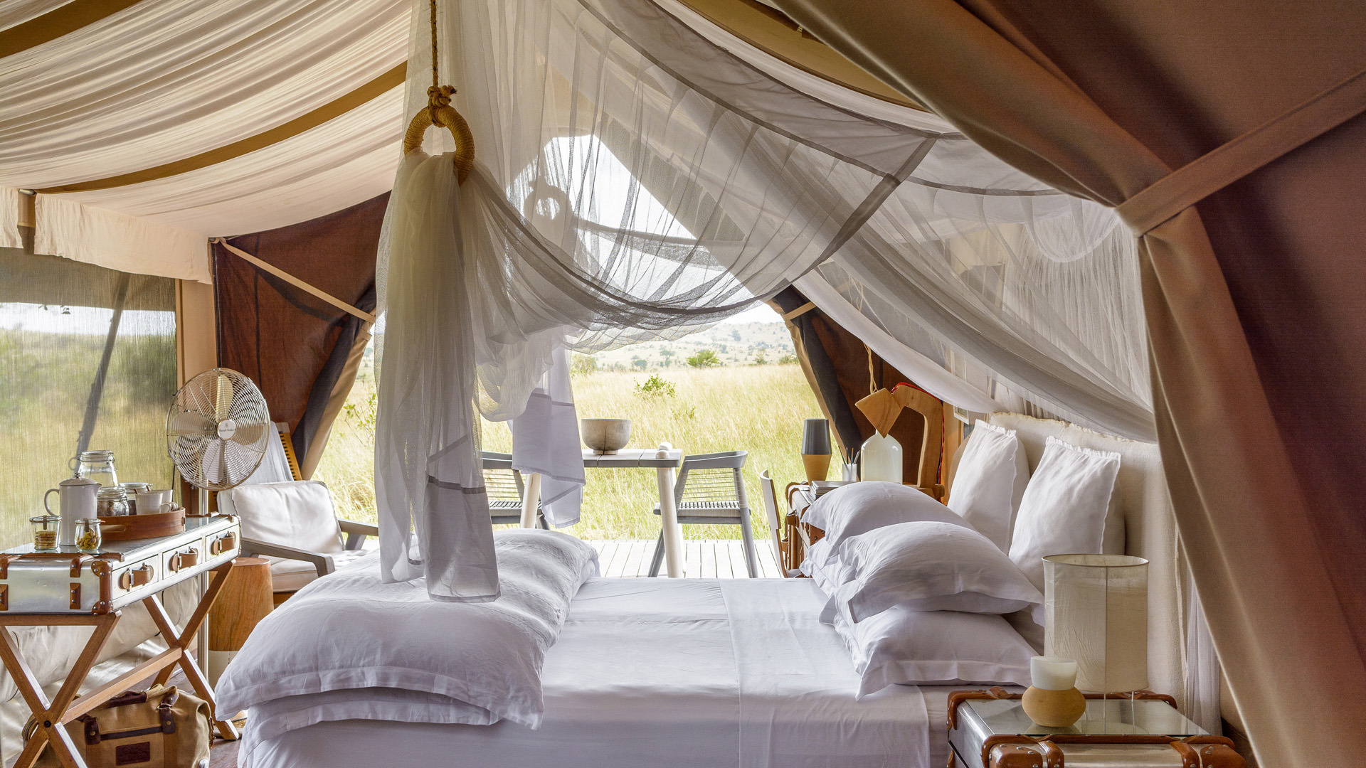  Africa, Tanzania, Singita Mara River, TENT INTERIOR