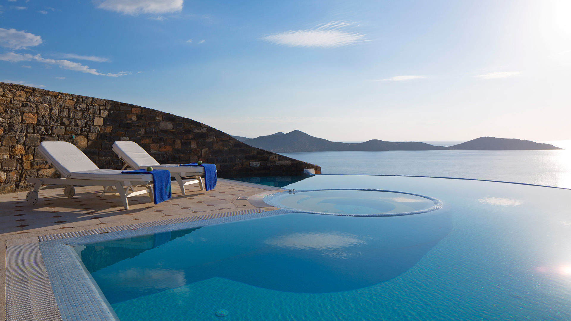 Elounda Gulf Villas & Suites