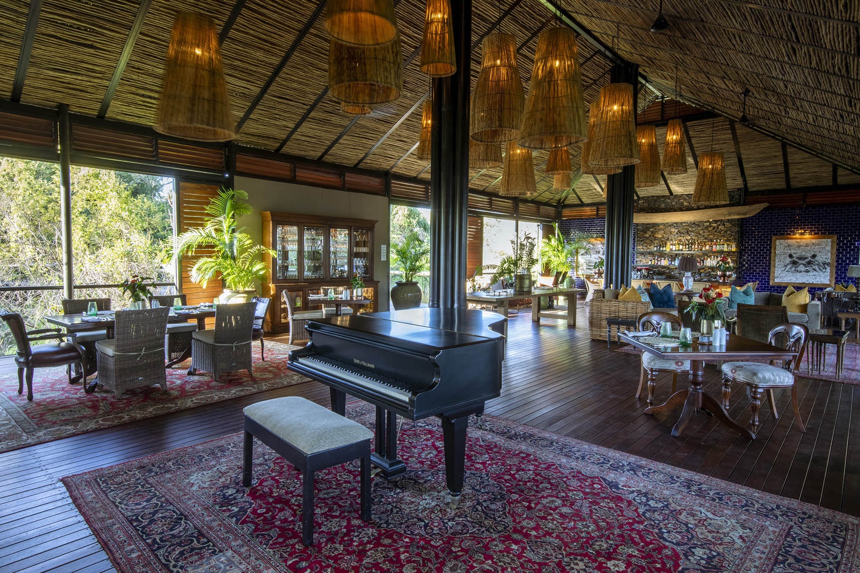 Africa, Zambia, Mukwa Lodge interior with grand piano 