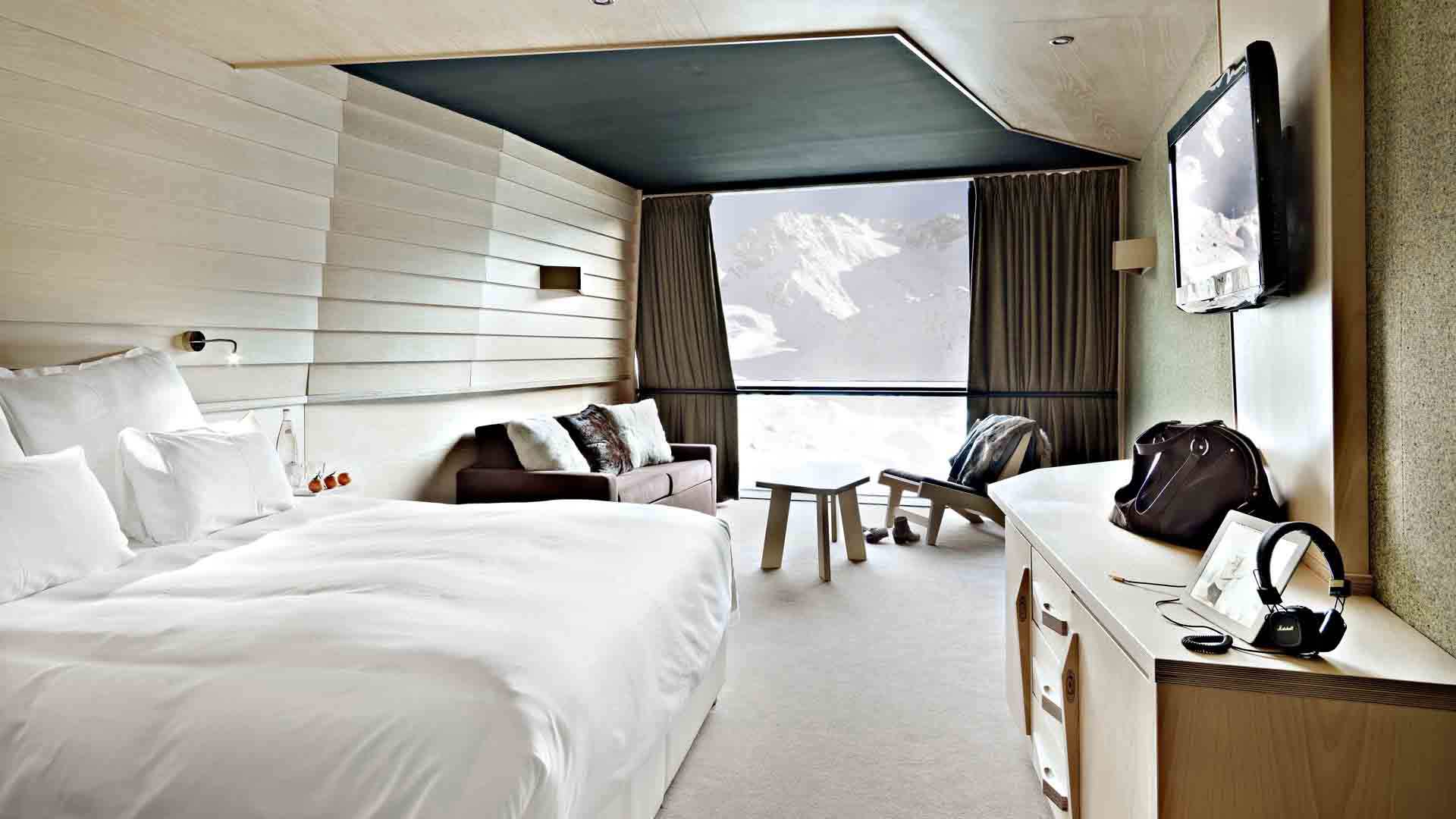 Ski & Snow, The Three Valleys, France, Altapura, Deluxe room