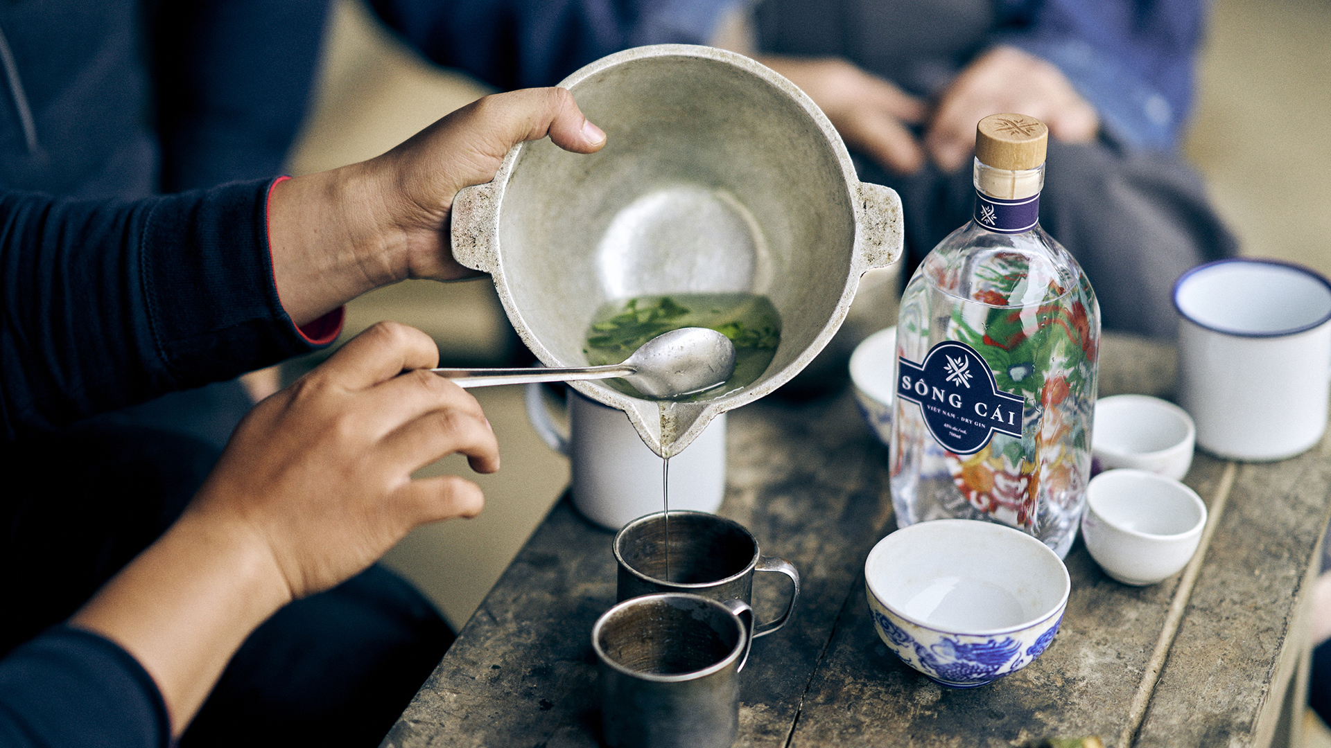 Song Cai drink making