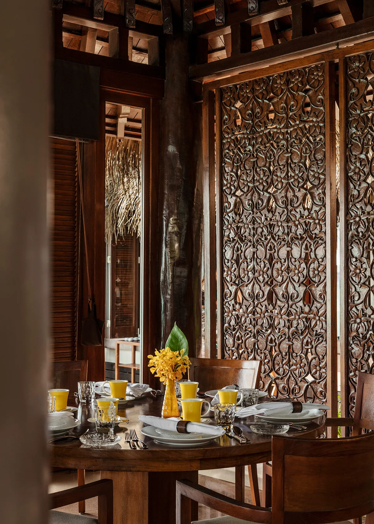 The breakfast table at One&Only Reethi Rah in the Maldives 