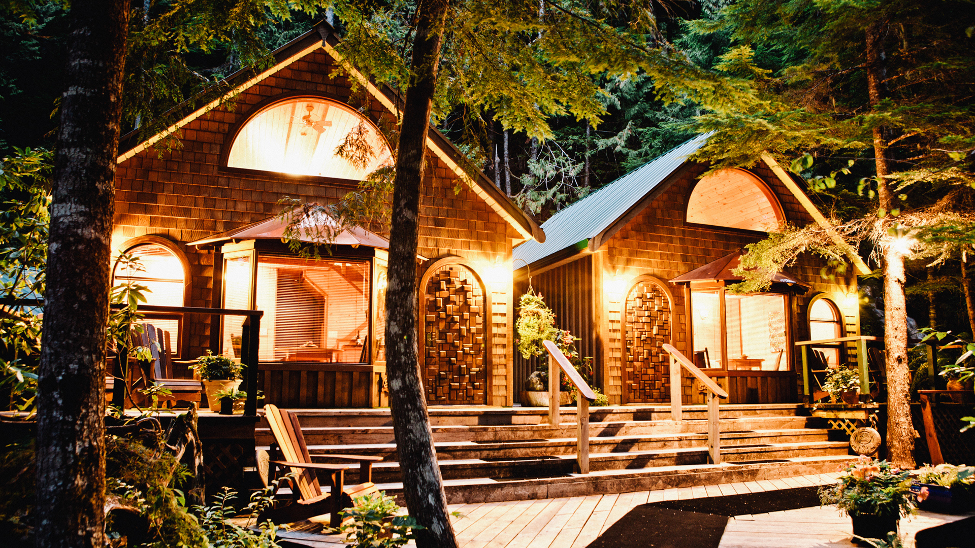  North America & Canada, British Columbia, Nimmo Bay, Cabins at night
