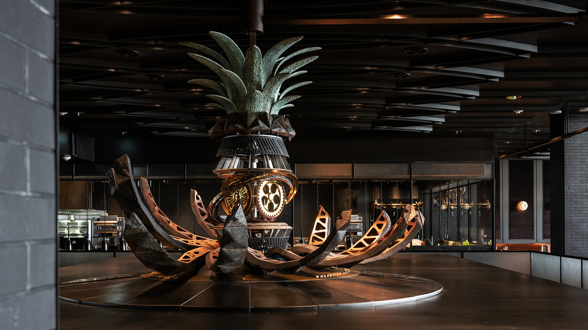 Indian Ocean & Arabia, Dubai, Atlantis The Royal, Heston's Pineapple