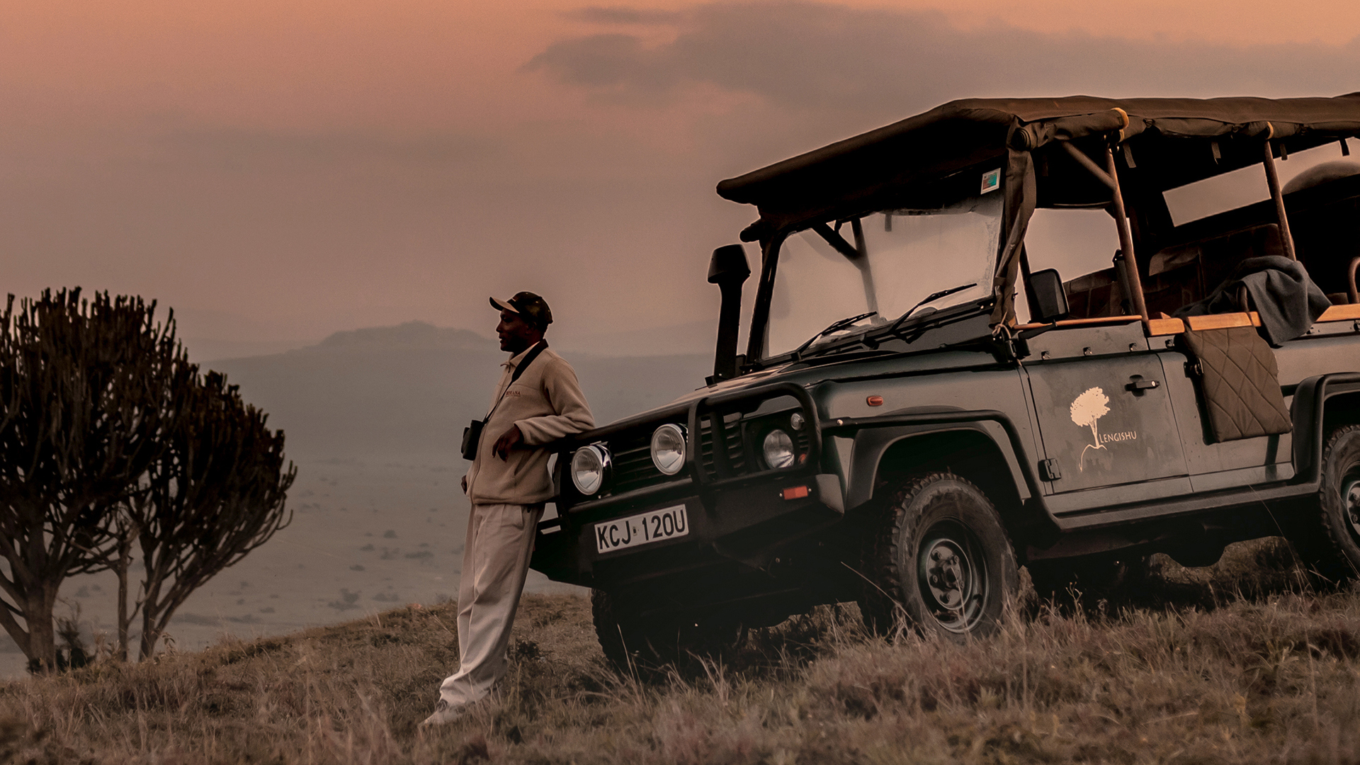Safari car Sunrise view