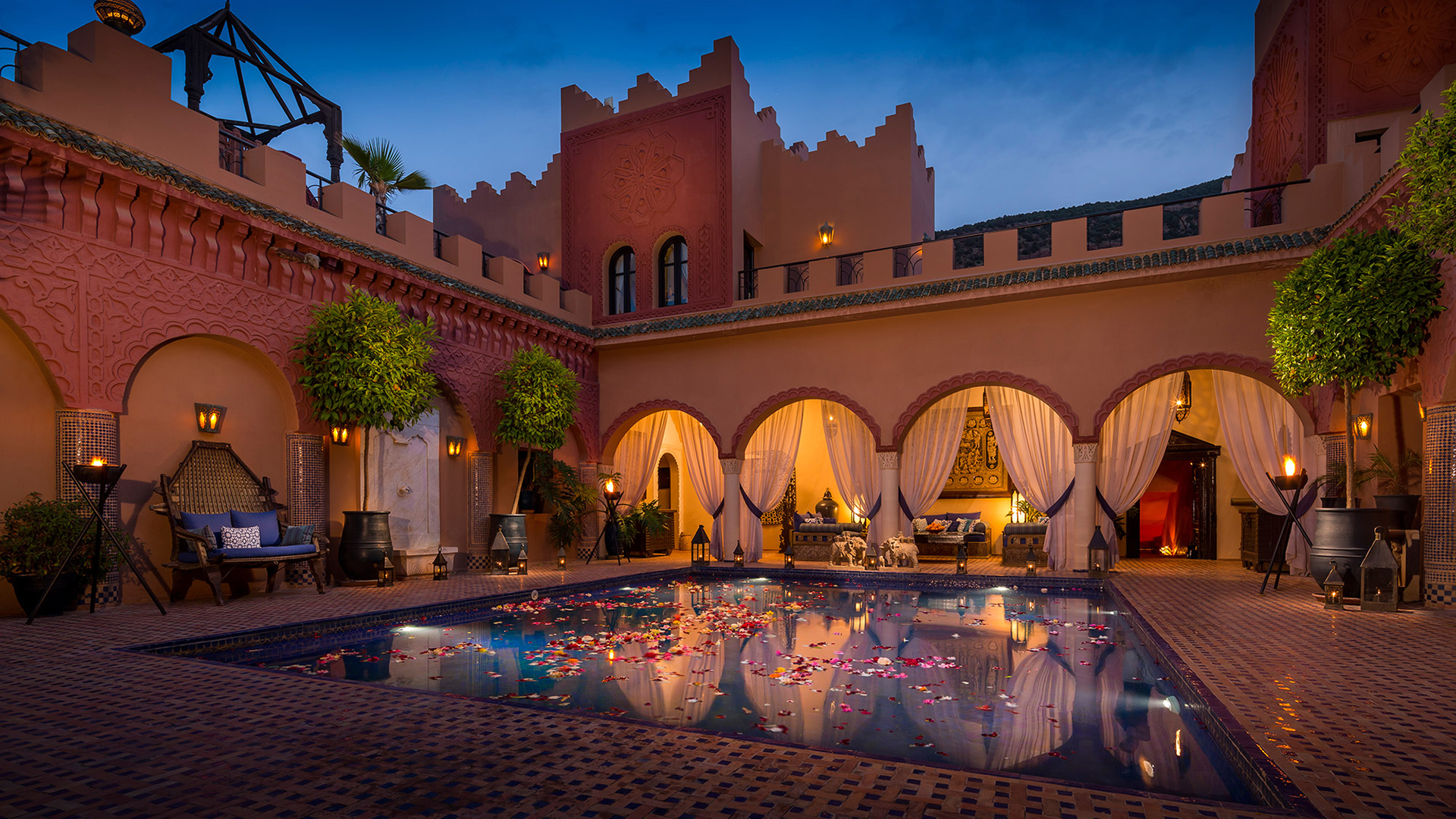 Europe & North Africa, Morocco, Kasbah Tamadot, Reflecting pool