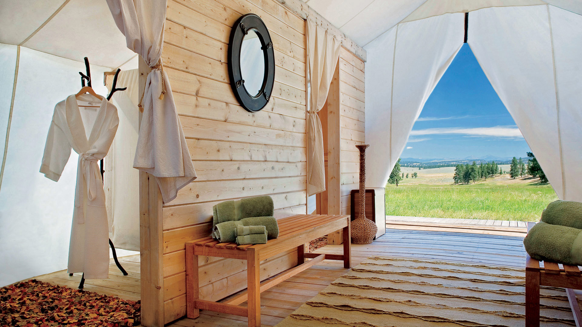  USA, Luxury Montana Holidays, The Resort at Paws Up, Spa