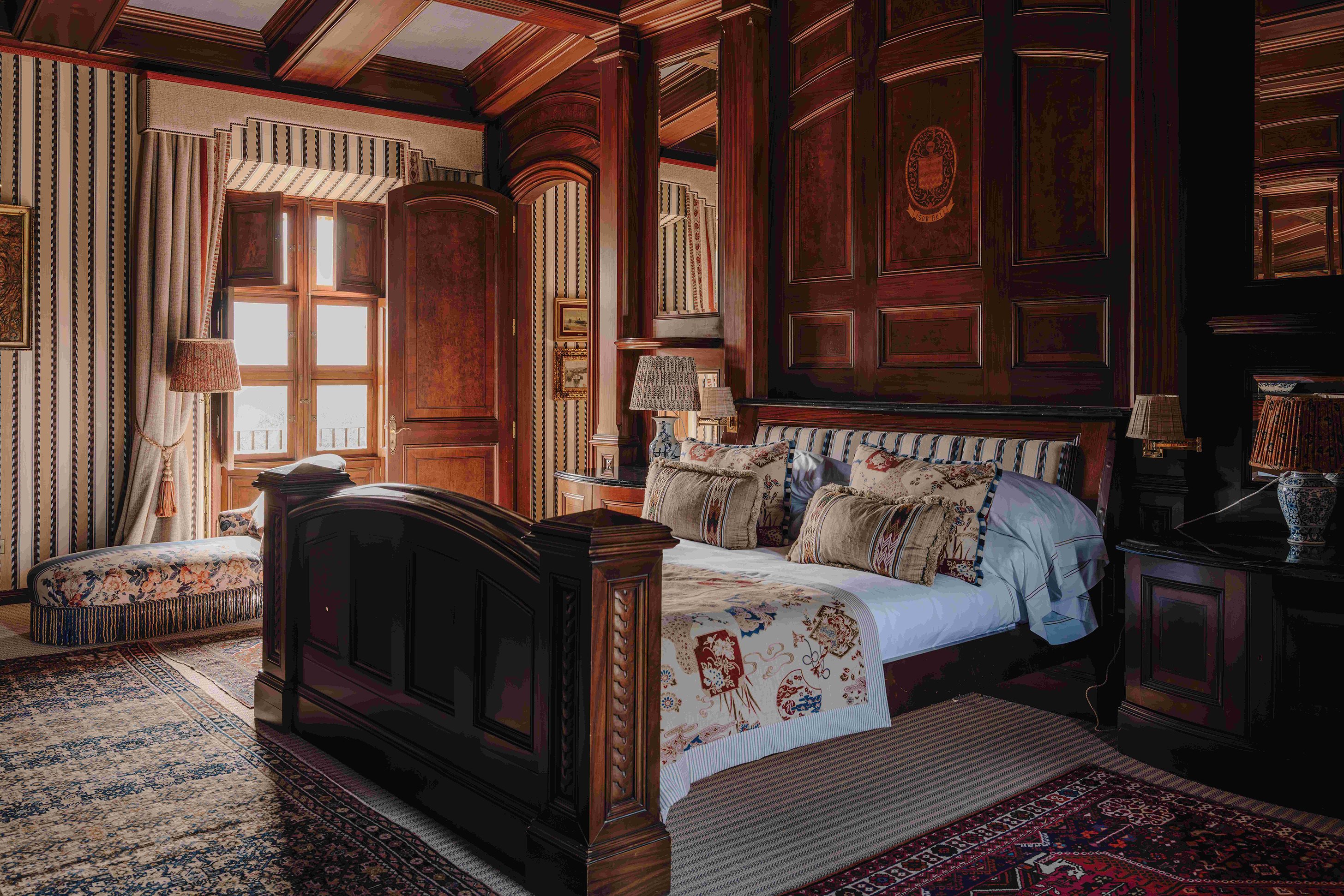 Large bed in the Grand Suite Luis Salvador 