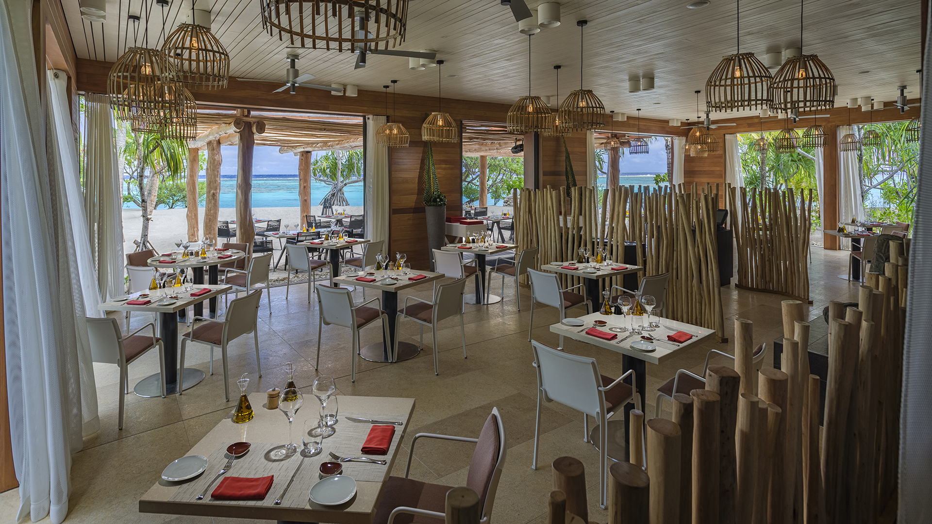  Worldwide, French Polynesia, The Brando, Beachcomber Cafe Indoors