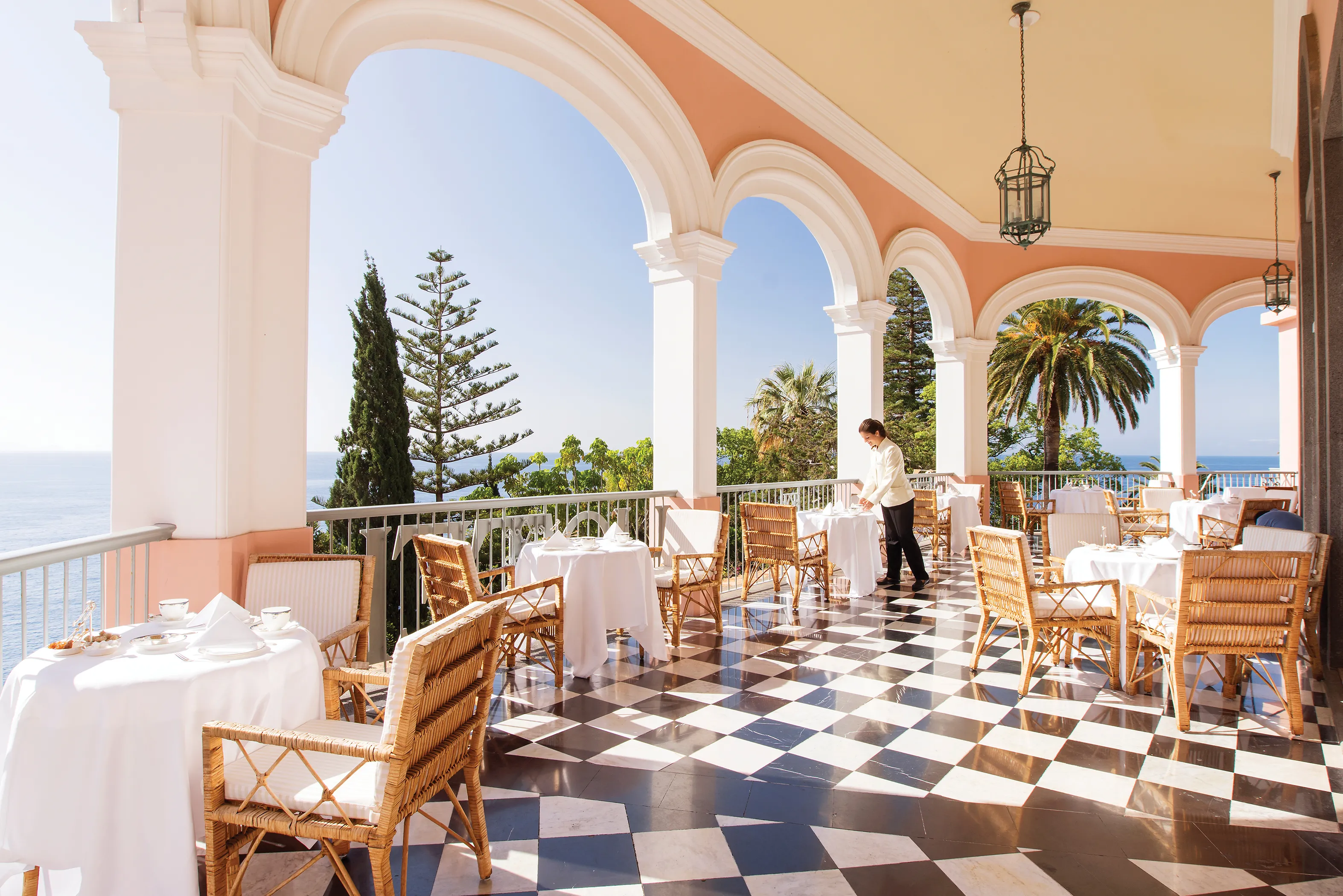 Europe, Portugal, Madeira, Reid's Palace A Belmond Hotel Madeira, Restaurant