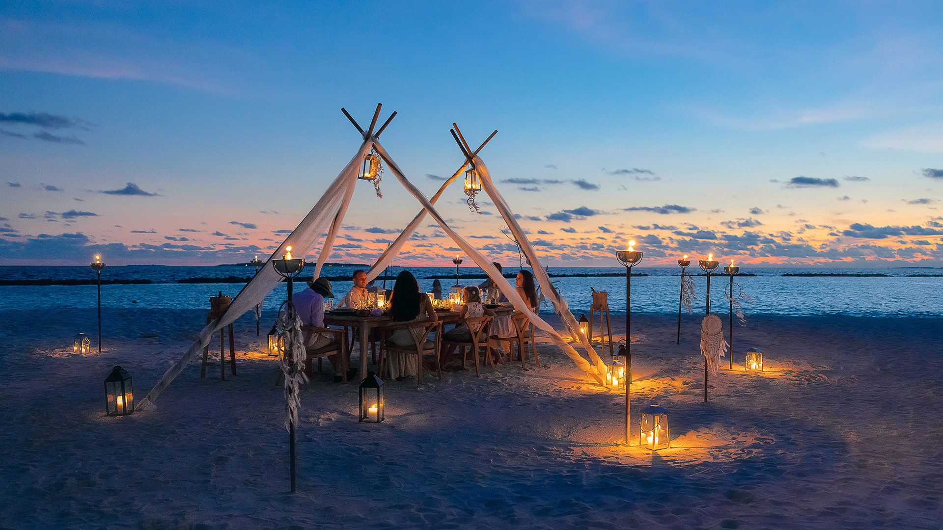 Indian Ocean, Maldives, The Nautilus, Beach Dinner sunset