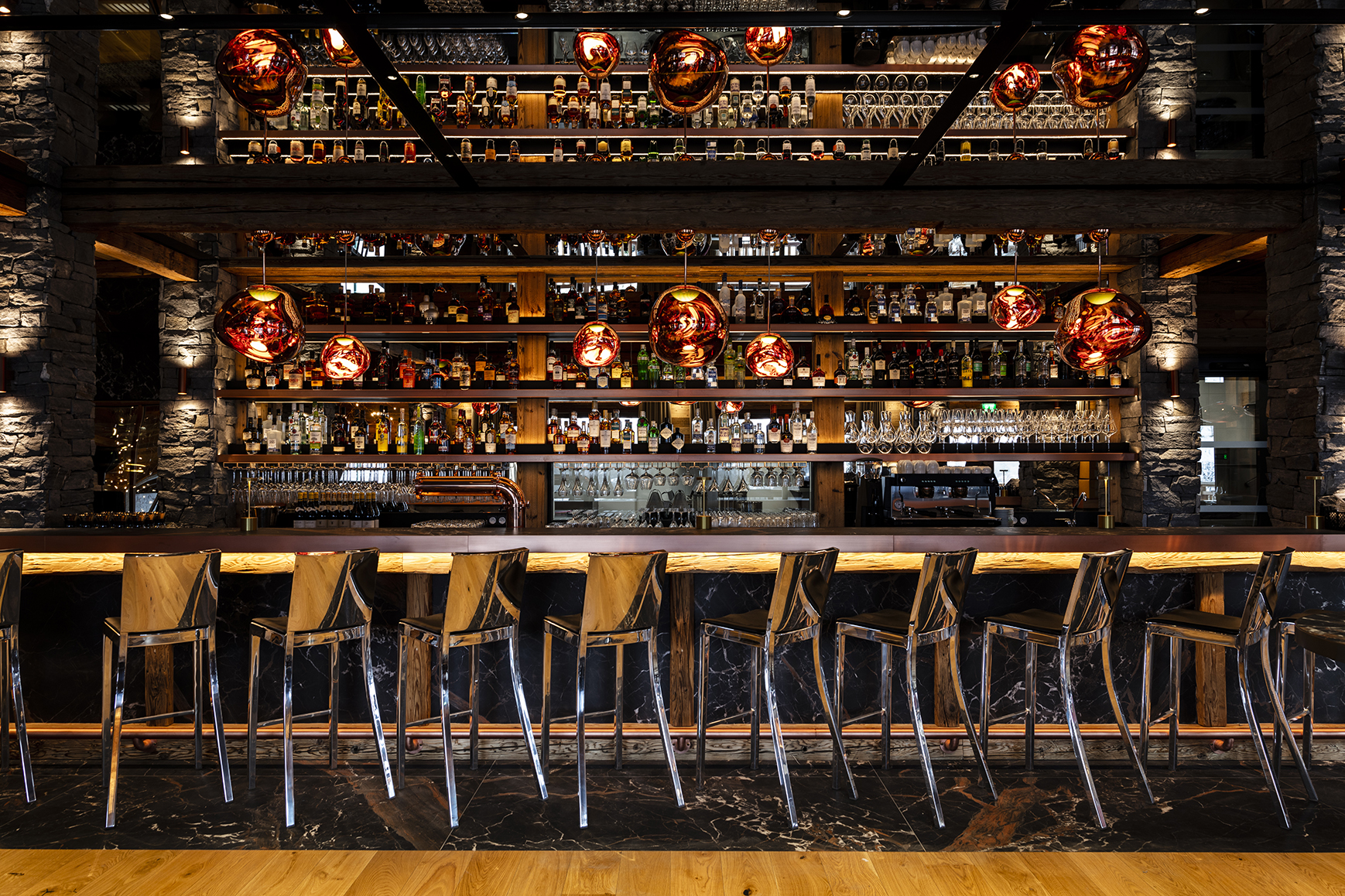 Ski & Snow, France, St Martin de Belleville, M Lodge, bar