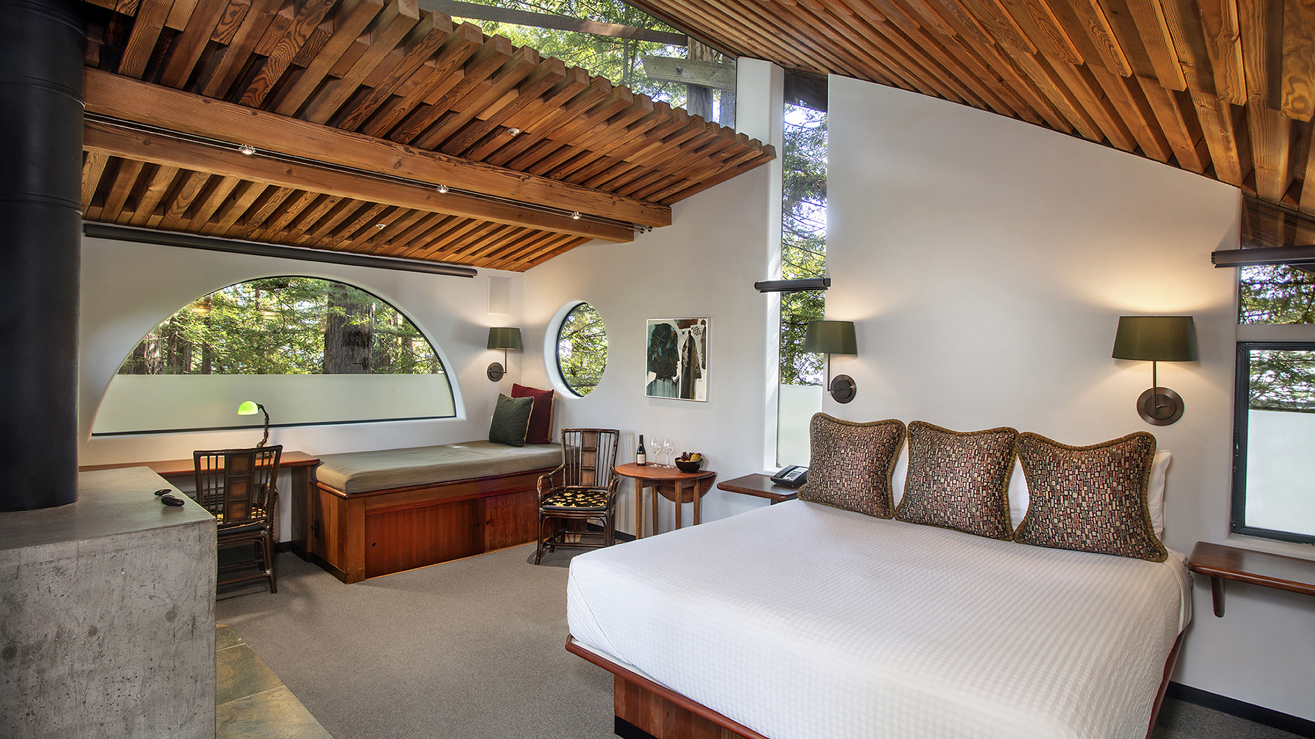  USA, Luxury California Holidays, Post Ranch Inn, Upper Butterfly Suite