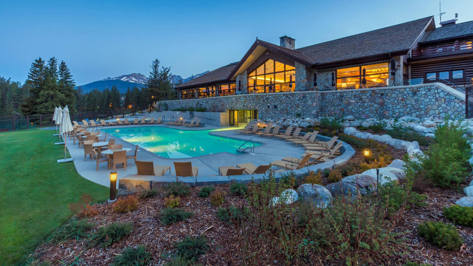 Fairmont Jasper Park Lodge