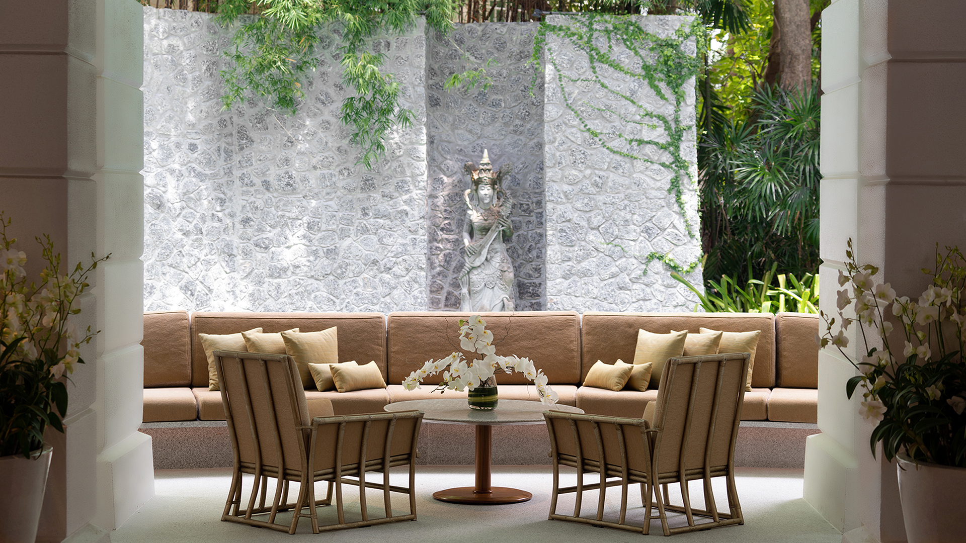  India Far East & Australasia, Thailand, Chiva-Som International Health Resort, Orchid Lounge Terrace