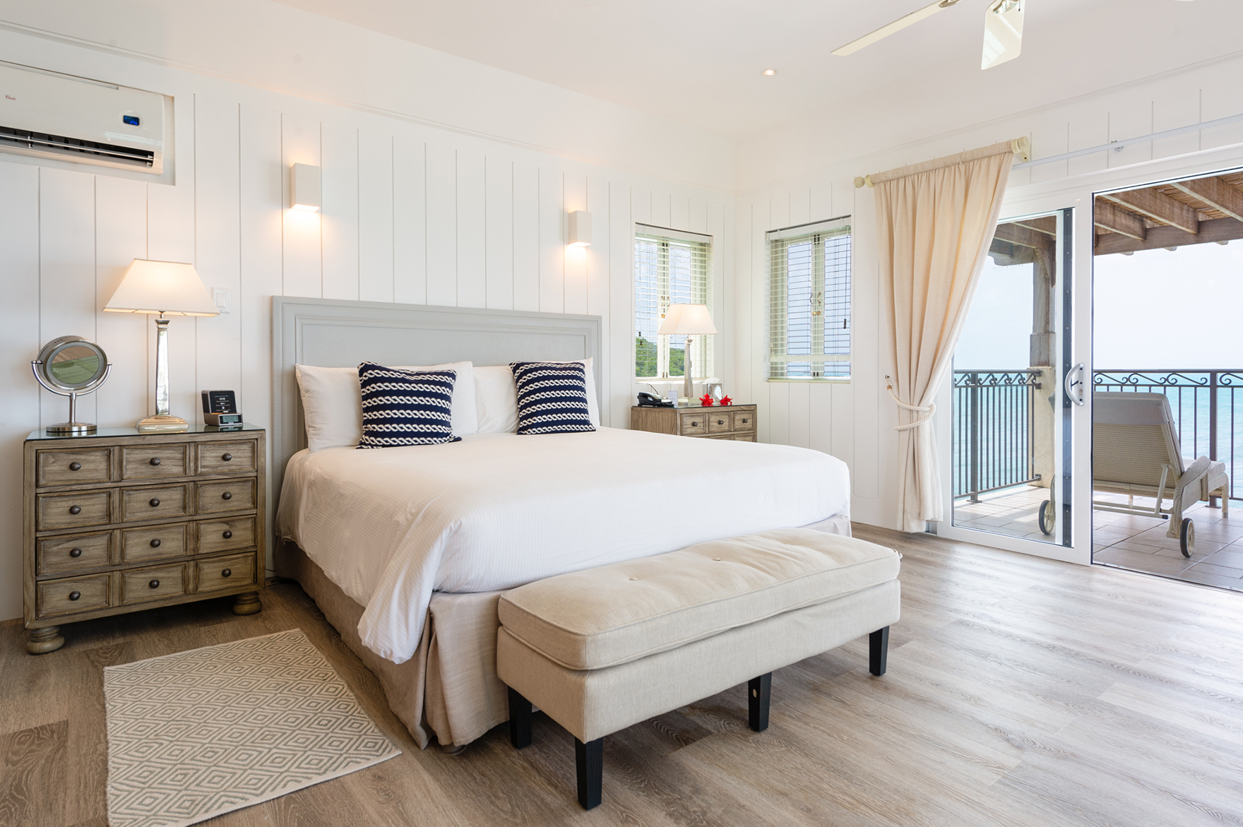 Caribbean & Mexico, Antigua, Blue Waters Resort & Spa, Rock Cottage Bed