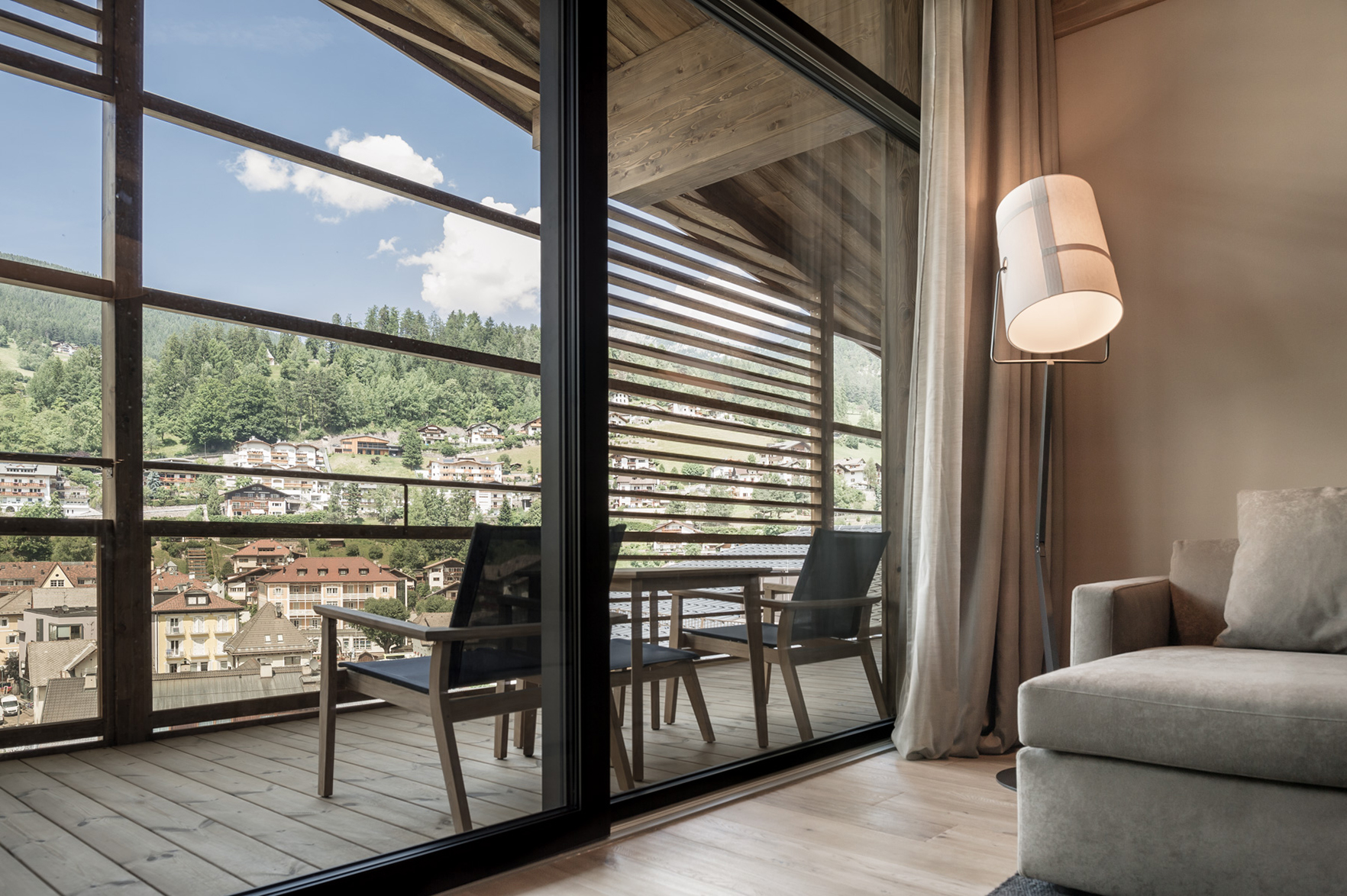 Europe Ski, Italy, Gardena Grodnehof, Chalet Attico Suite balcony 