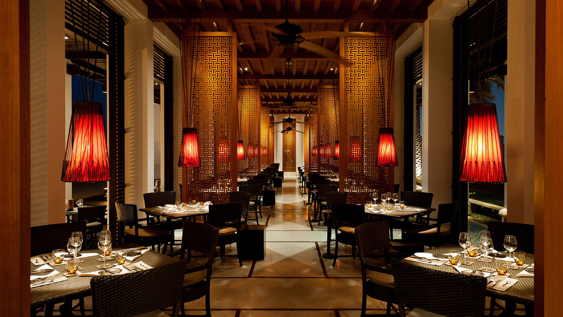 Indian ocean, Oman, The chedi, Beach restaurant interior