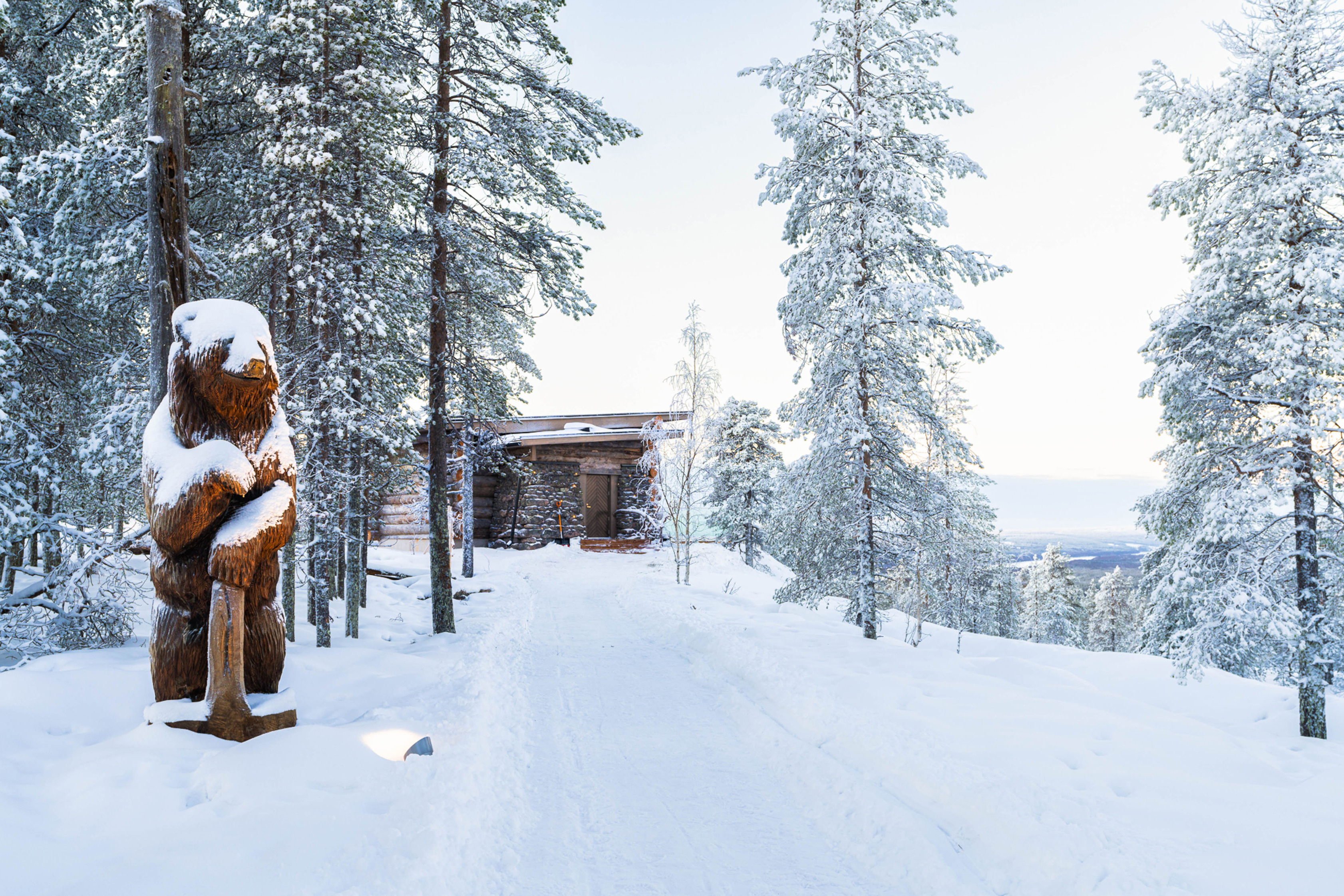 Europe Ski, Finnish Lapland, Octola Private Wilderness, Karhu Bar