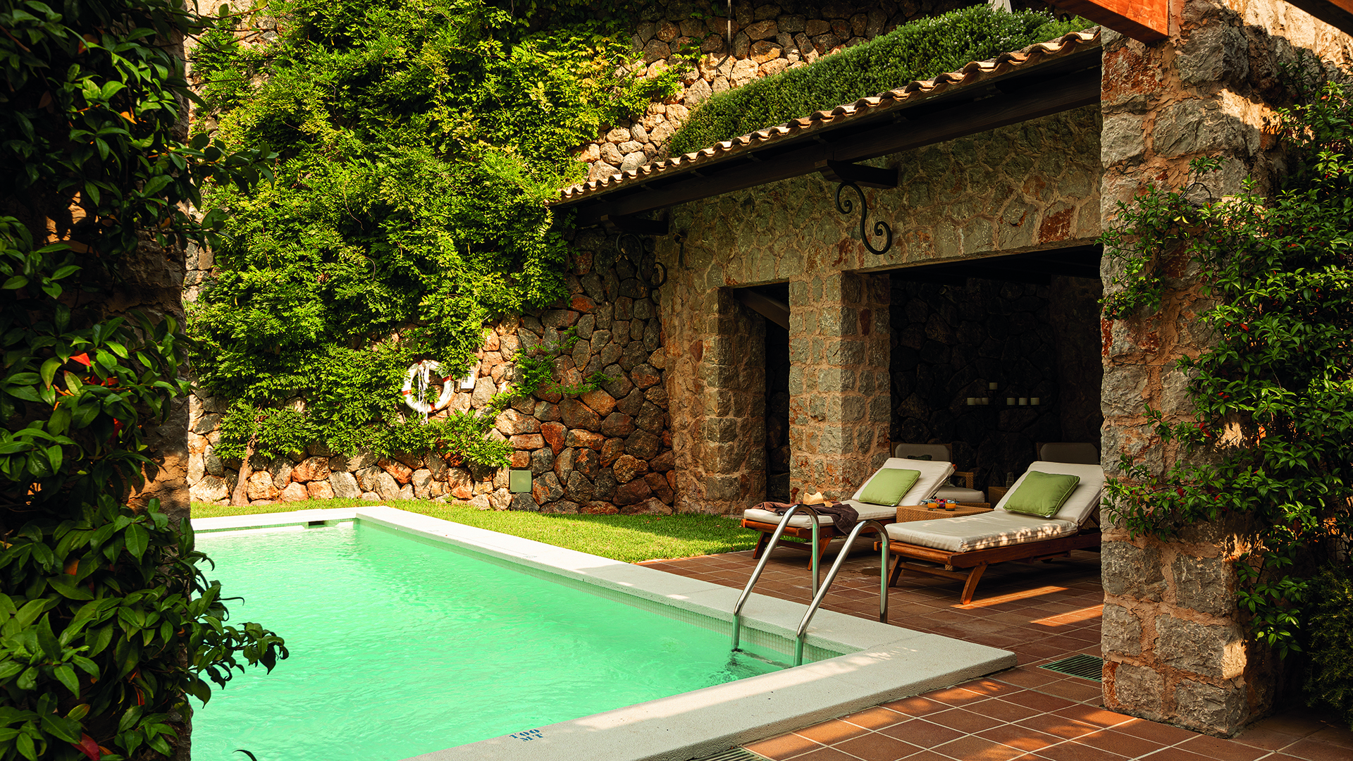 Europe, Spain, Mallorca, La Residencia A Belmond Hotel Mallorca, Suite Pool