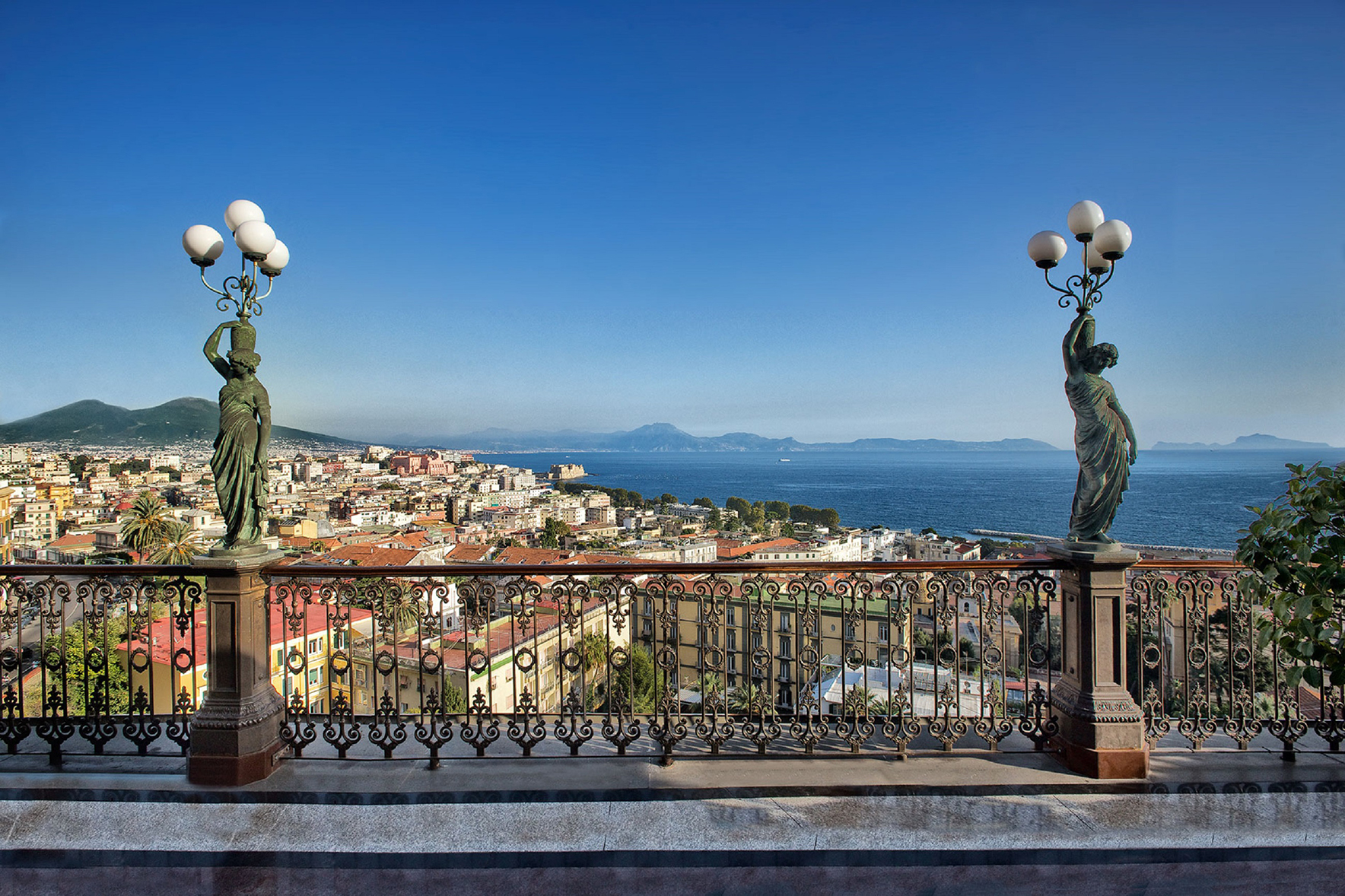 Europe, Italy, Amalfi Coast, the view from Grand Hotel Parker's 