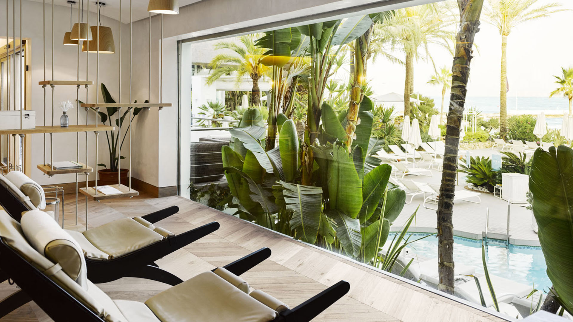 Europe, Spain, Costa del Sol, Puente Romano Beach Resort, Spa