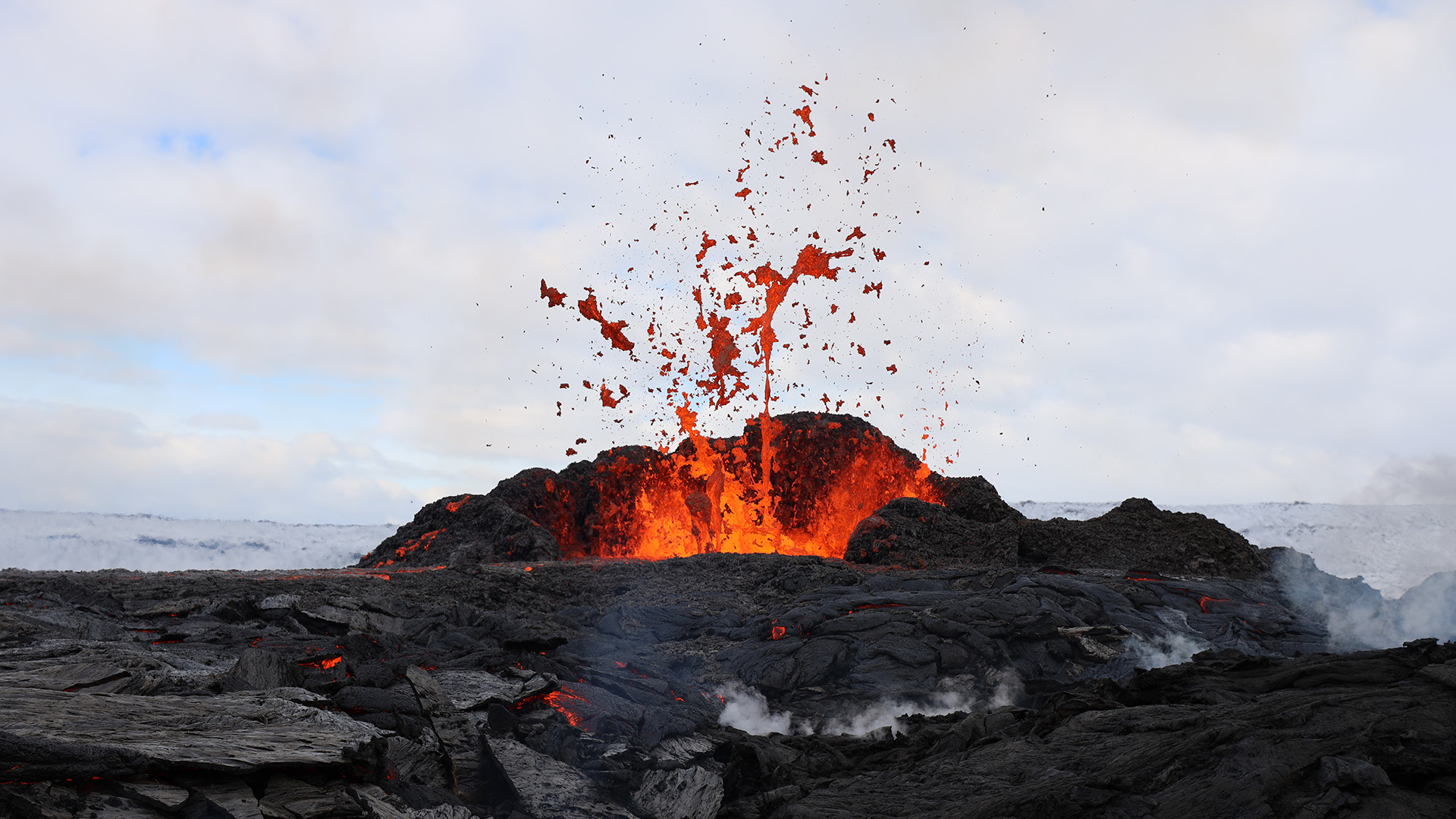 Lava splashing