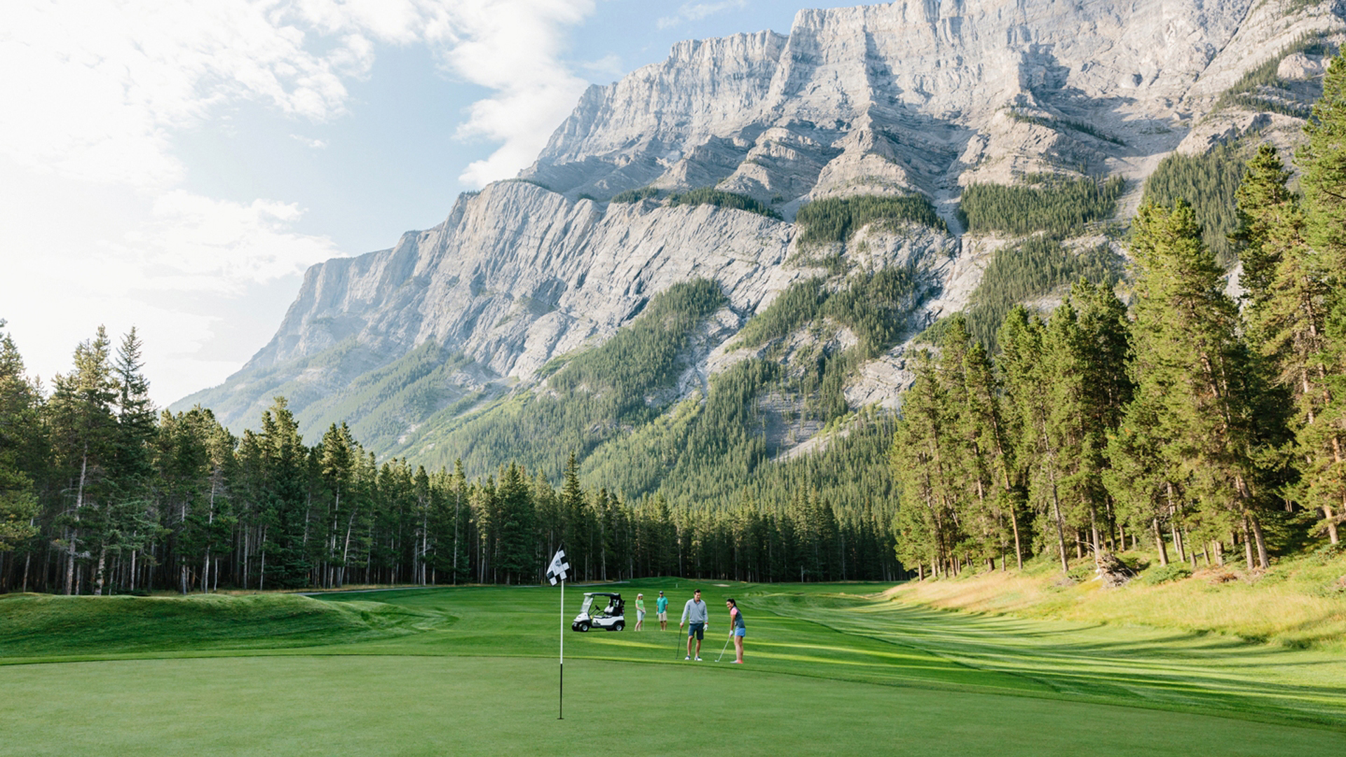  Luxury Canada Holidays, The Fairmont Banff Springs, Golf