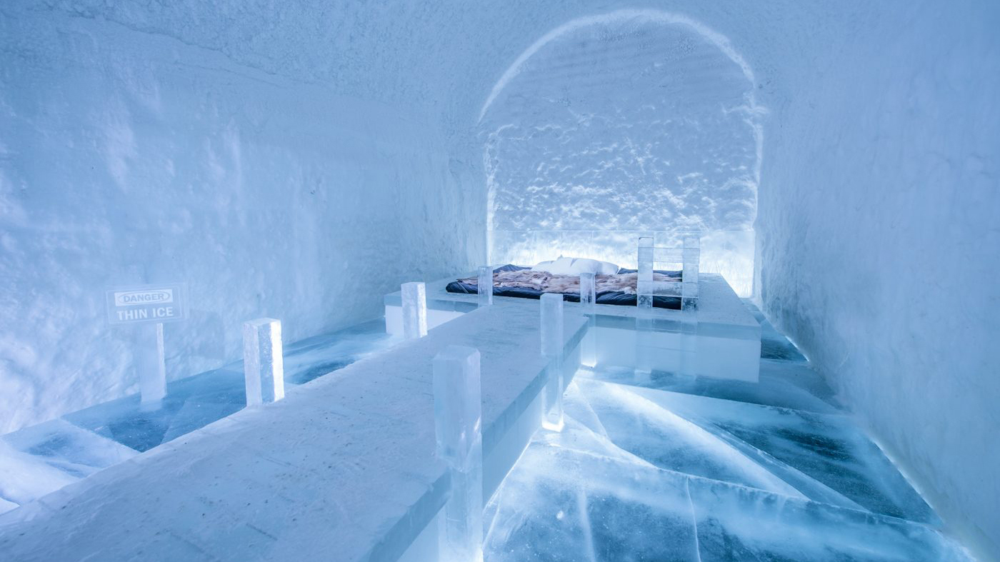 Ski & Snow, Jukkasjärvi, Sweden, Icehotel, Danger Thin Ice Art Suite