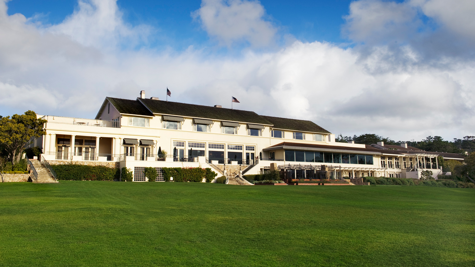 USA, Luxury California Holidays, The Lodge at Pebble Beach™, Hotel exterior