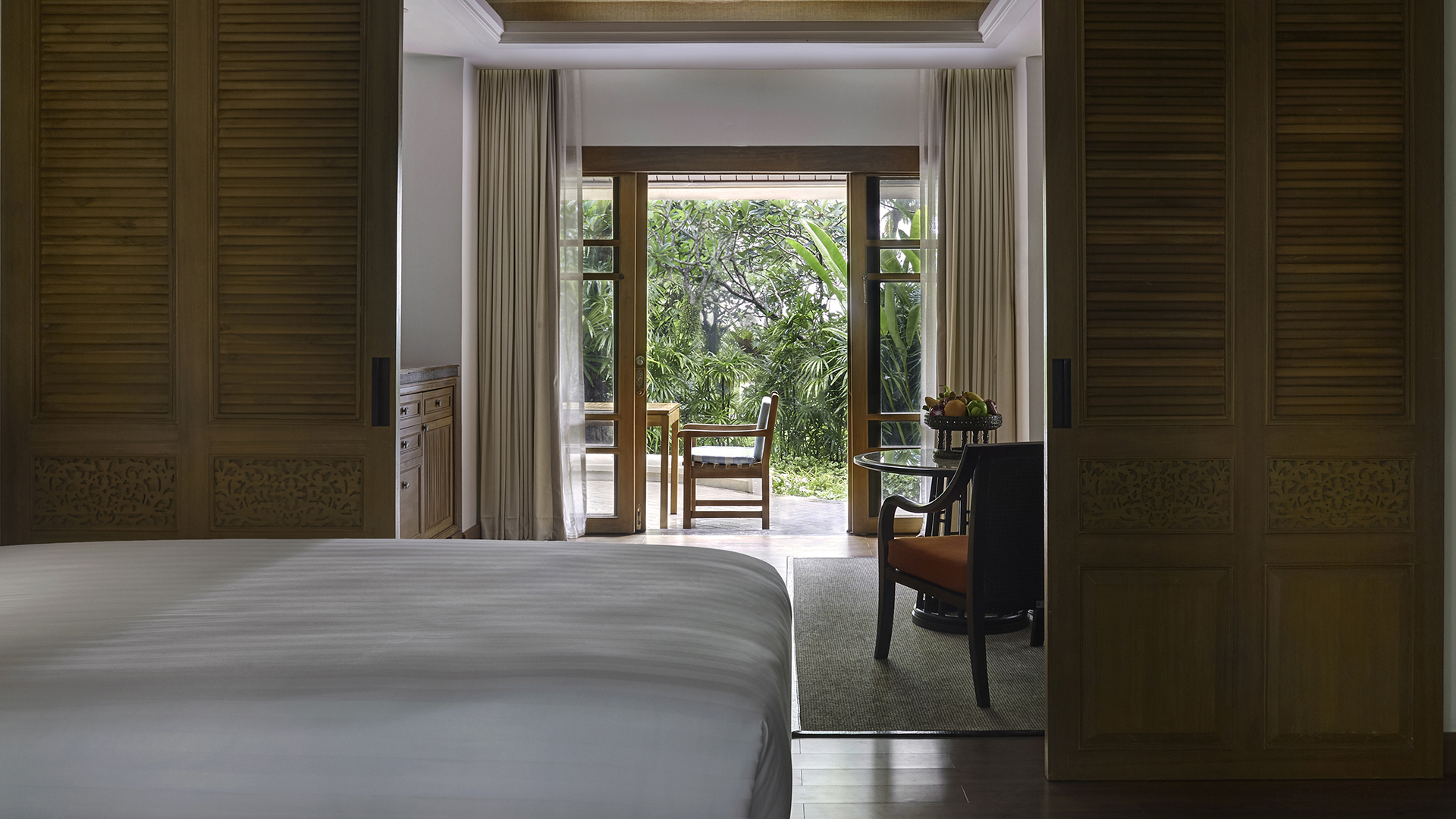  Worldwide, Thailand, Santiburi Koh Samui, Grand Deluxe Beachfront Bedroom