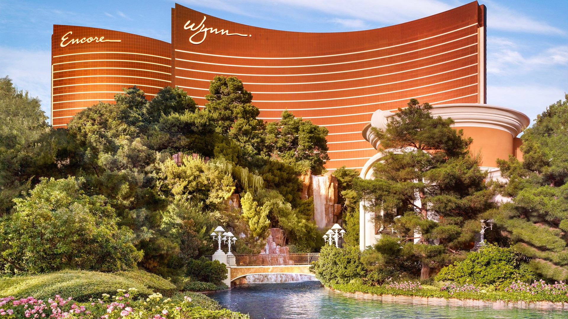  USA, Luxury Las Vegas Holidays, Wynn Las Vegas, Hotel exterior
