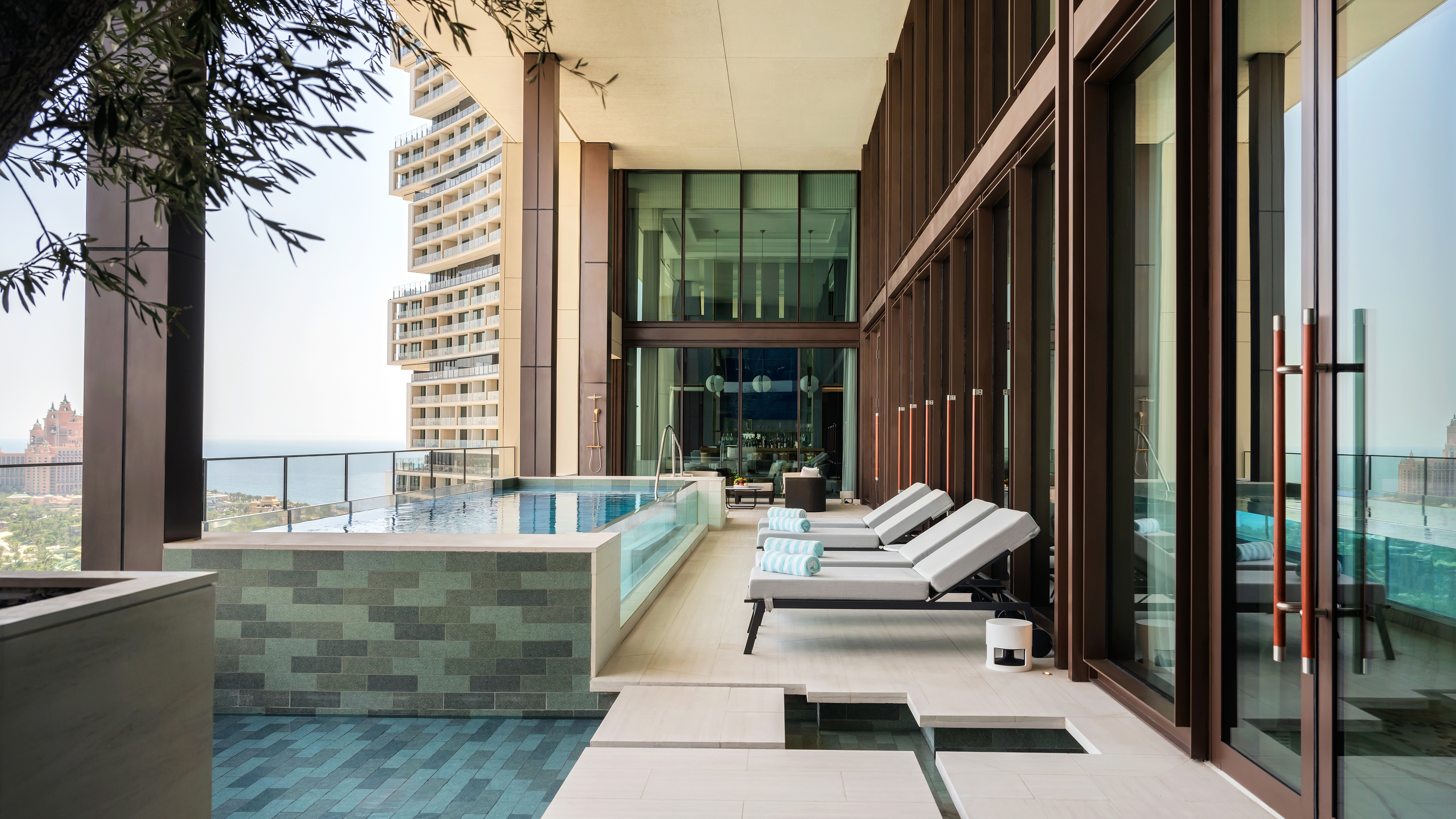 Indian Ocean & Arabia, Dubai, Atlantis, The Royal, Royal Mansion Terrace