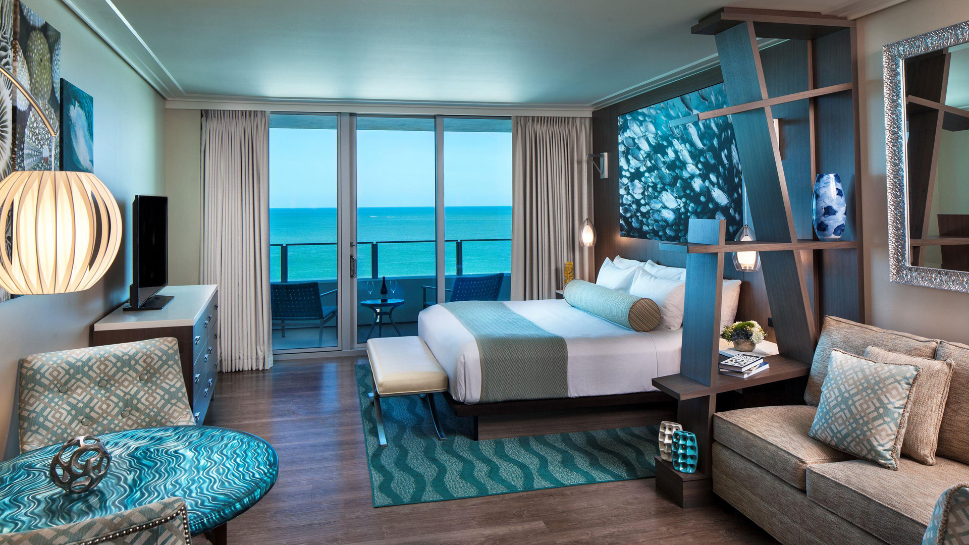  USA, Florida, Opal Sands Resort, King Suite