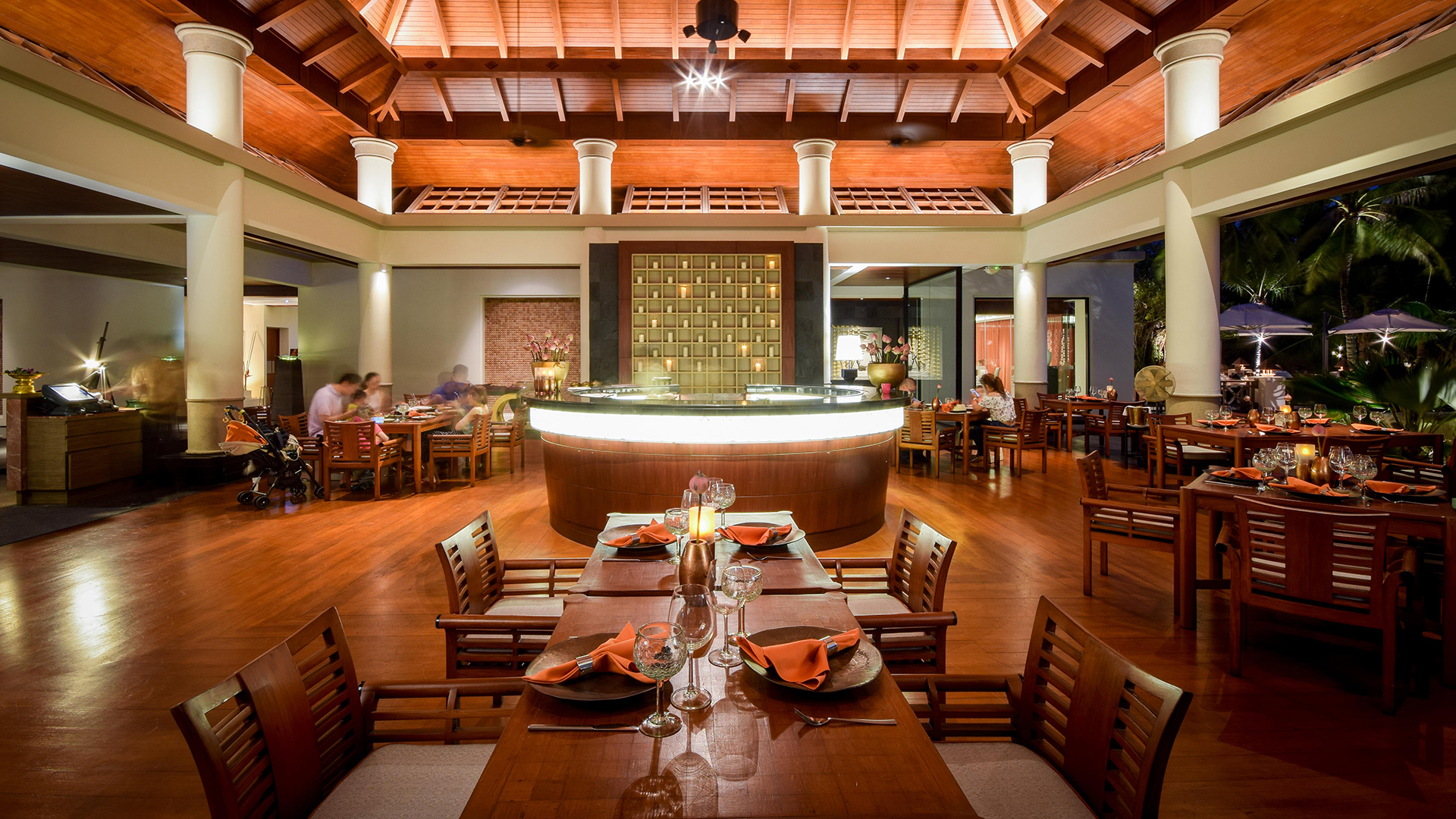  Indian Subcontinent, Far East & Australasia, Thailand, Banyan Tree Phuket, Saffron