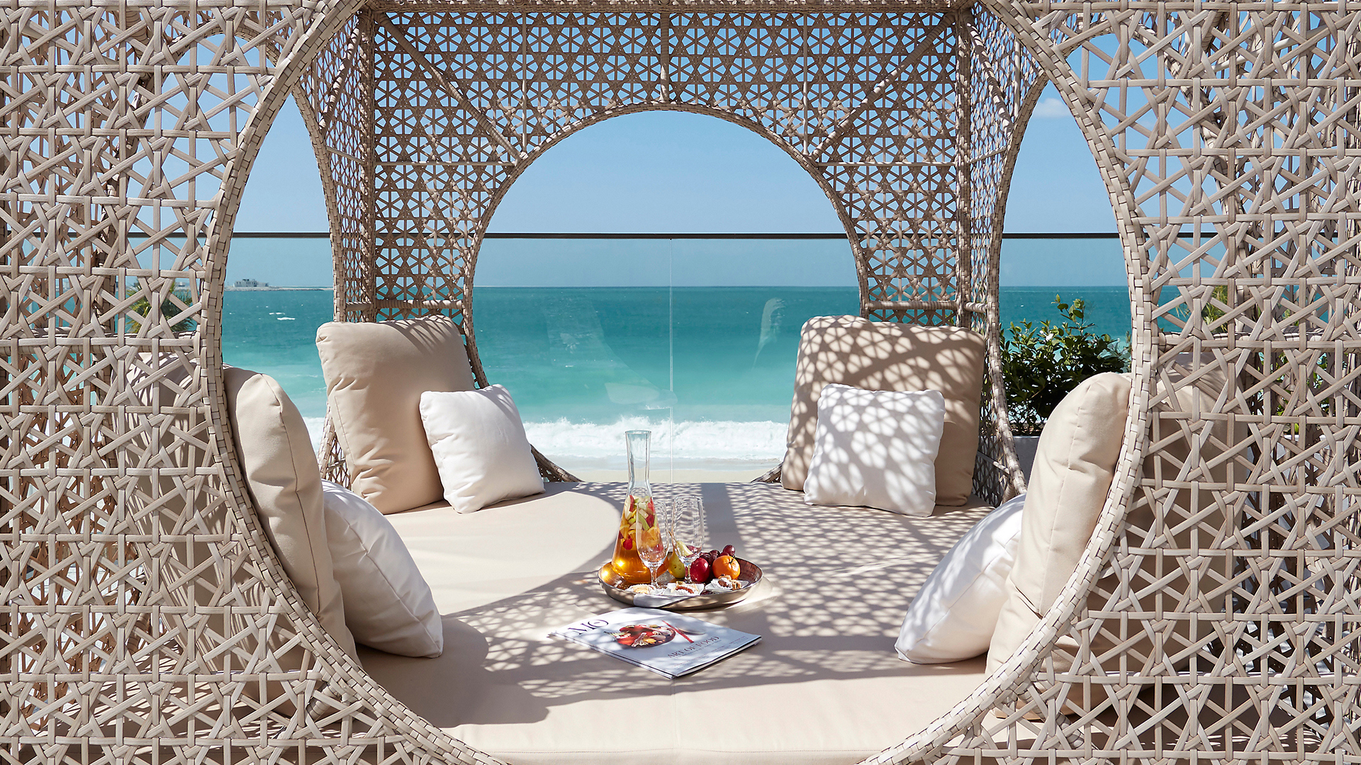 Indian Ocean, Arab Emirates, Dubai, Mandarin Oriental Jumeira, Daybed
