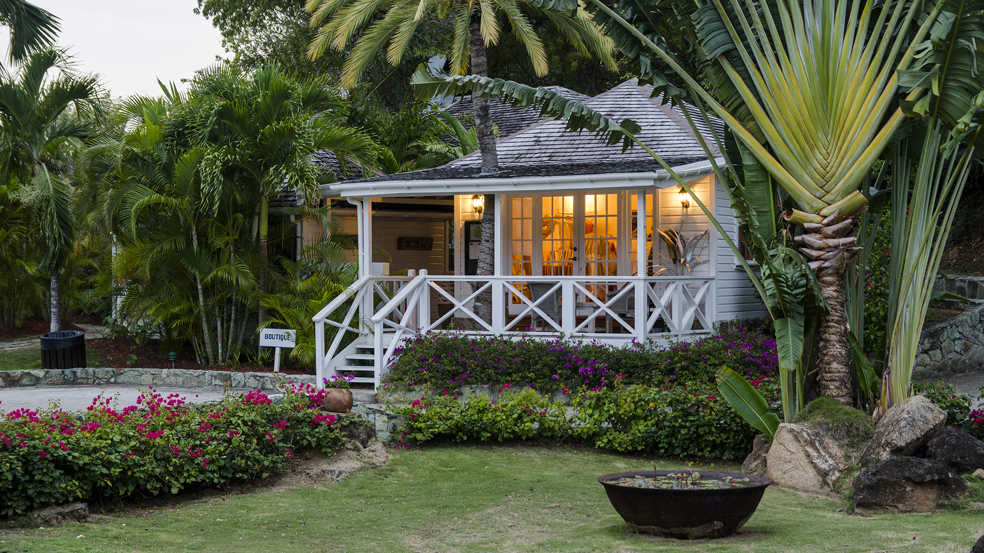 Caribbean, Bermuda & Mexico, Antigua, The Inn, Room Exterior