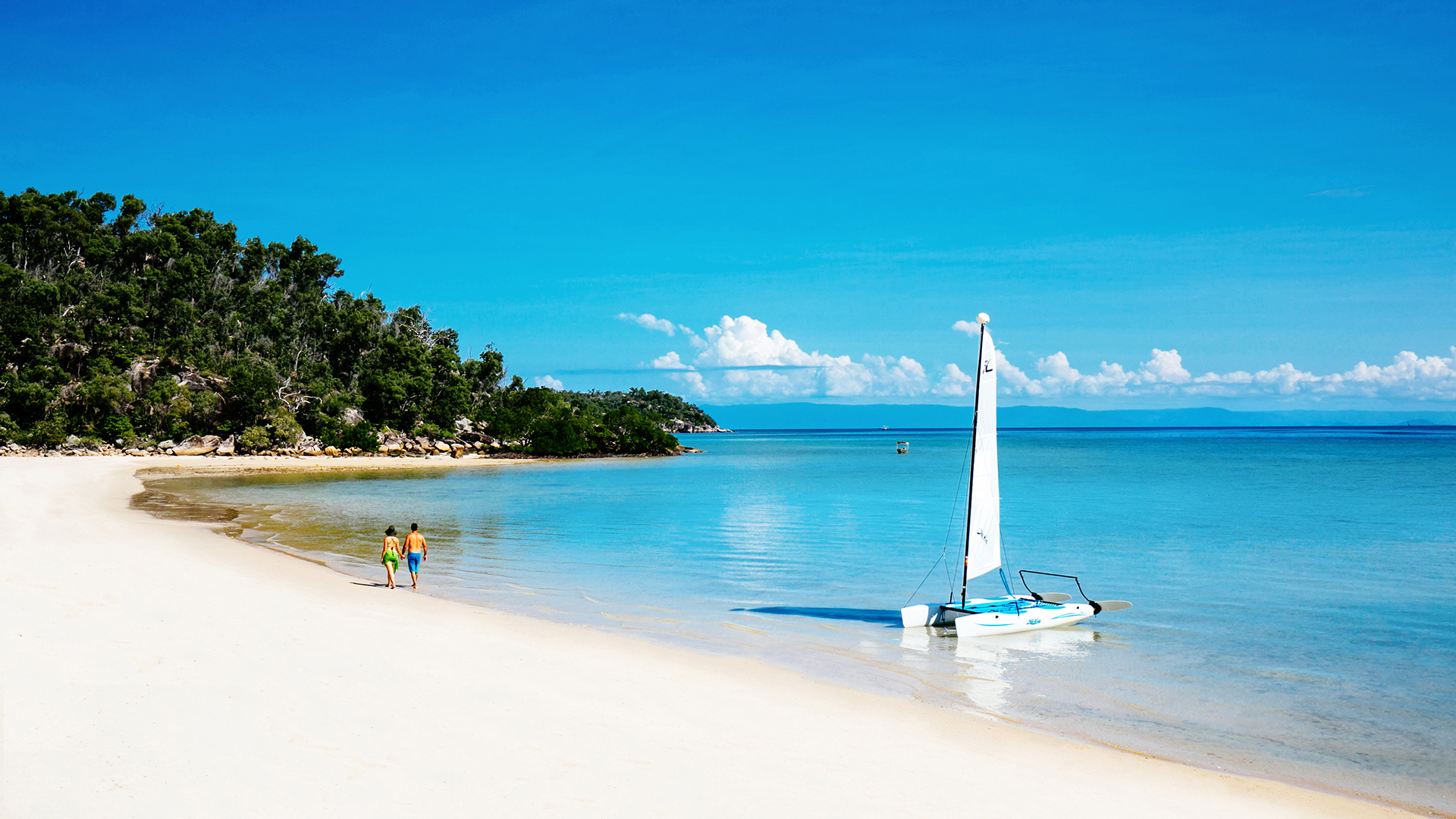 Indian Subcontinent, Far East & Australasia, Australia, Orpheus Island Lodge, Beach view